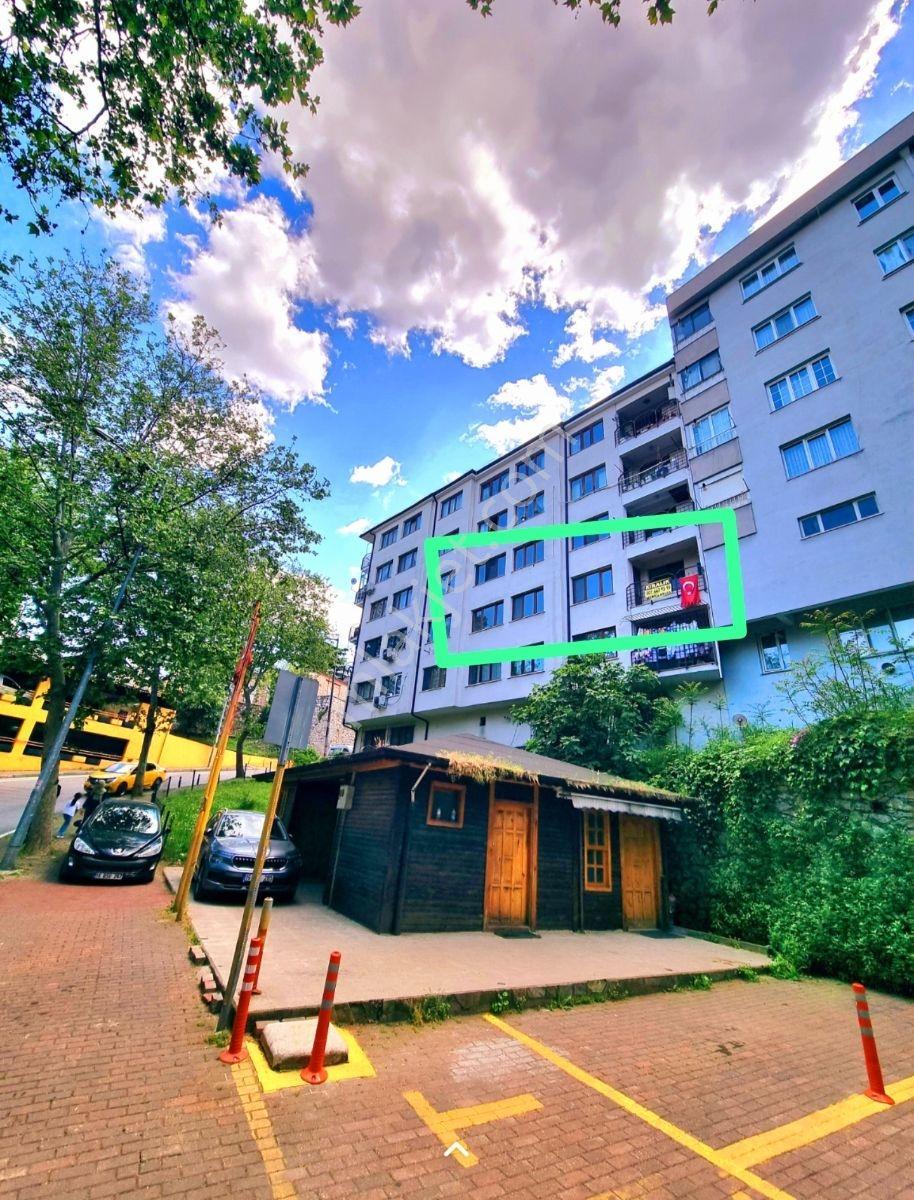 Heykel-setbaşı Merkezde Manzaralı Geniş Ara Kat Balkonlu Daire - Görsel 20