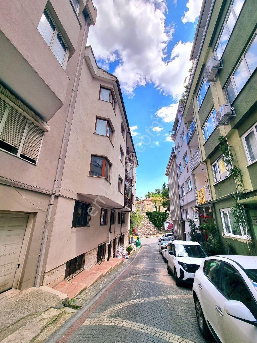 Heykel-setbaşı Merkezde Manzaralı Geniş Ara Kat Balkonlu Daire - Görsel 25