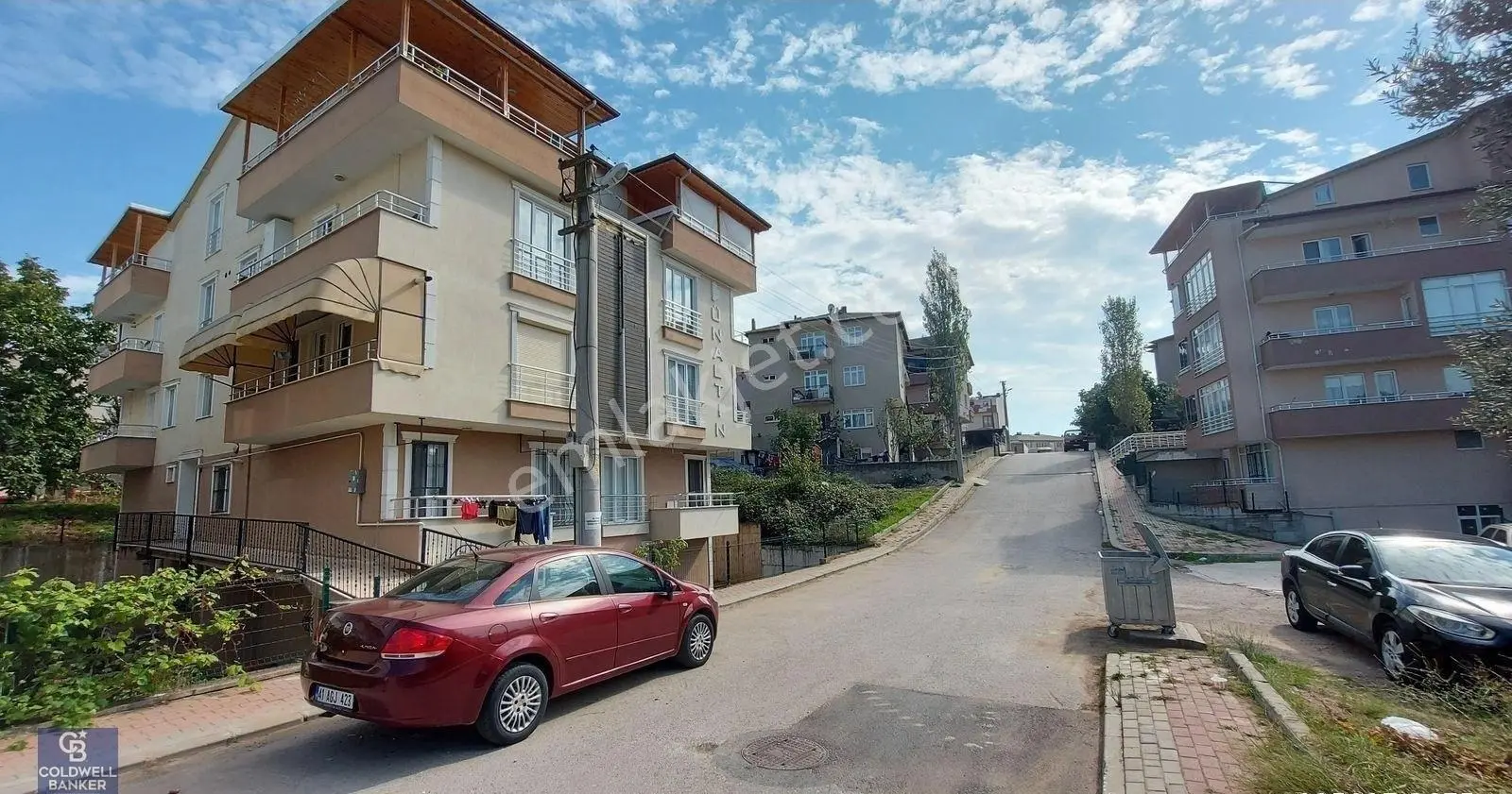 Cb Akademi Sırrıpaşa Kiralık 2+1 Ara Kat Temiz Daire