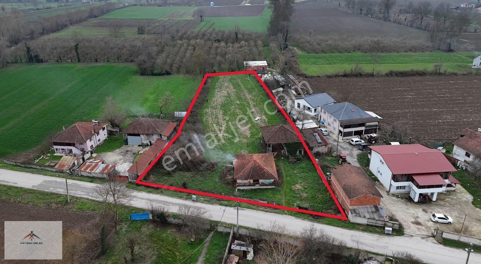 %40 İmarlı 6 Tane Ev Yapmaya Müsait Satılık Arsa