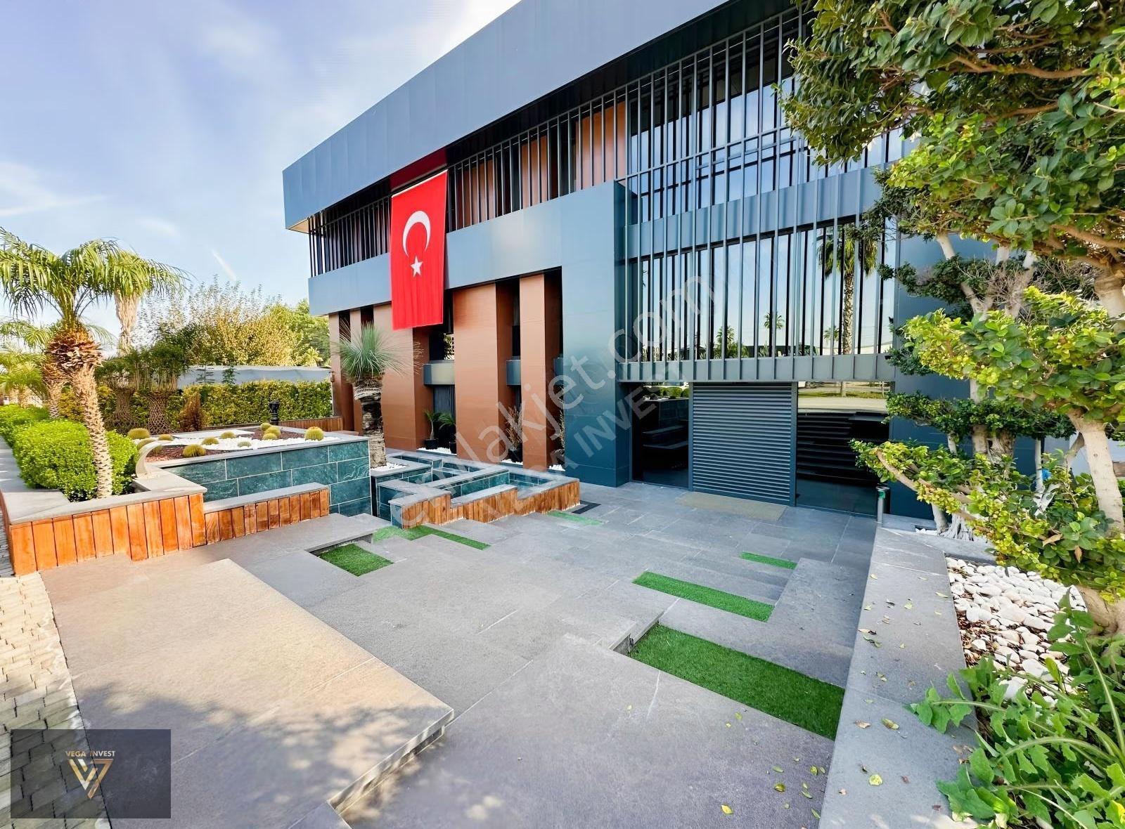Antalya Havalimanı Yanı Serik Caddesi Üzeri Kiralık Lüks Plaza
