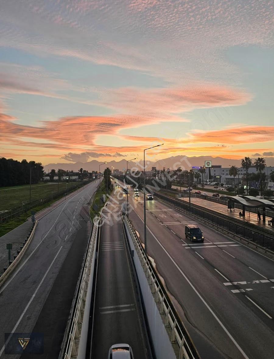 Antalya Havalimanı Yanı Serik Caddesi Üzeri Kiralık Lüks Plaza - Görsel 2