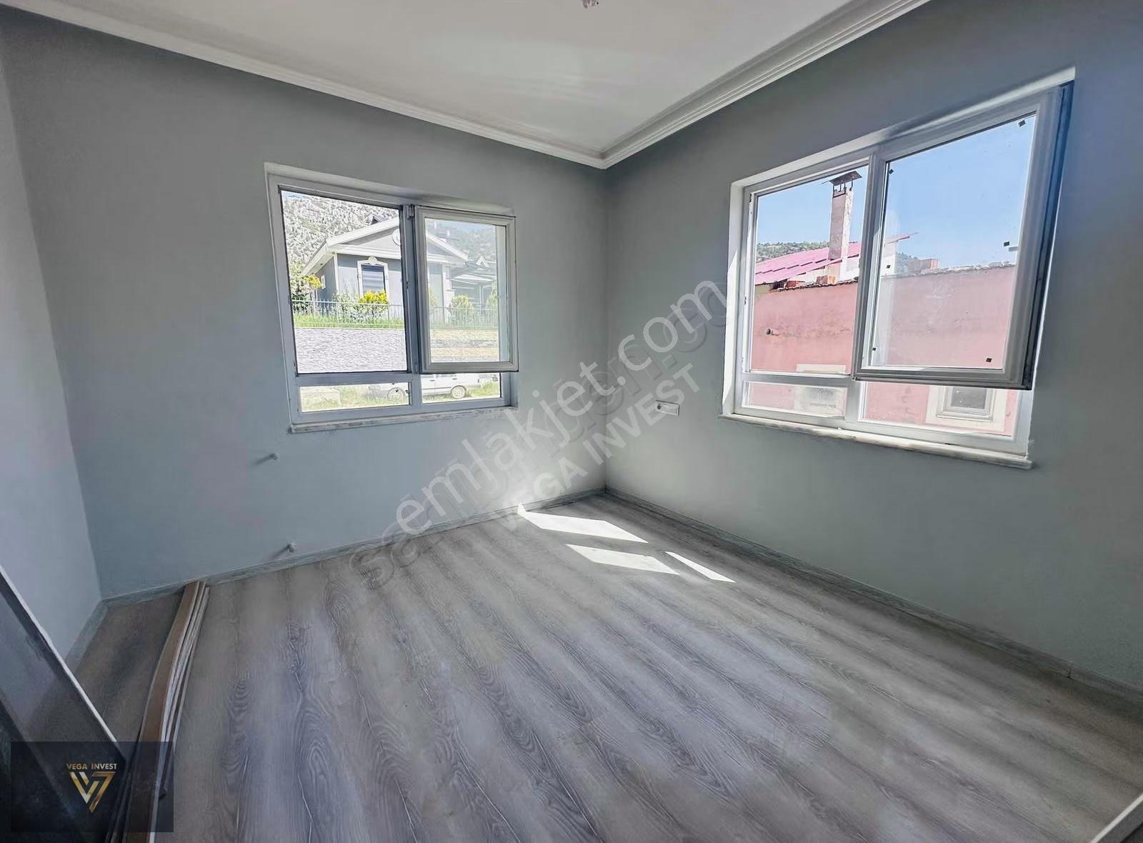 Korkuteli Söğütçük Mah.403 M2 Natamam Satılık Ev - Görsel 9