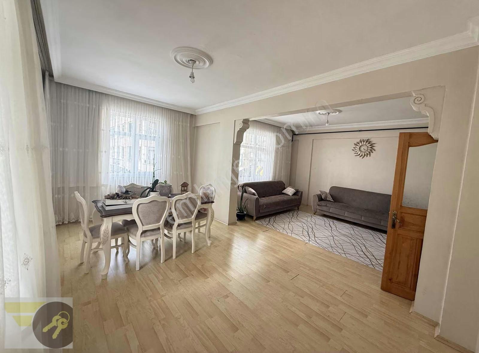 *of Gayrimenkul* İrfanlı Mah. Merkez 1.kat 3+1 140m2 Satılık D. - Görsel 23