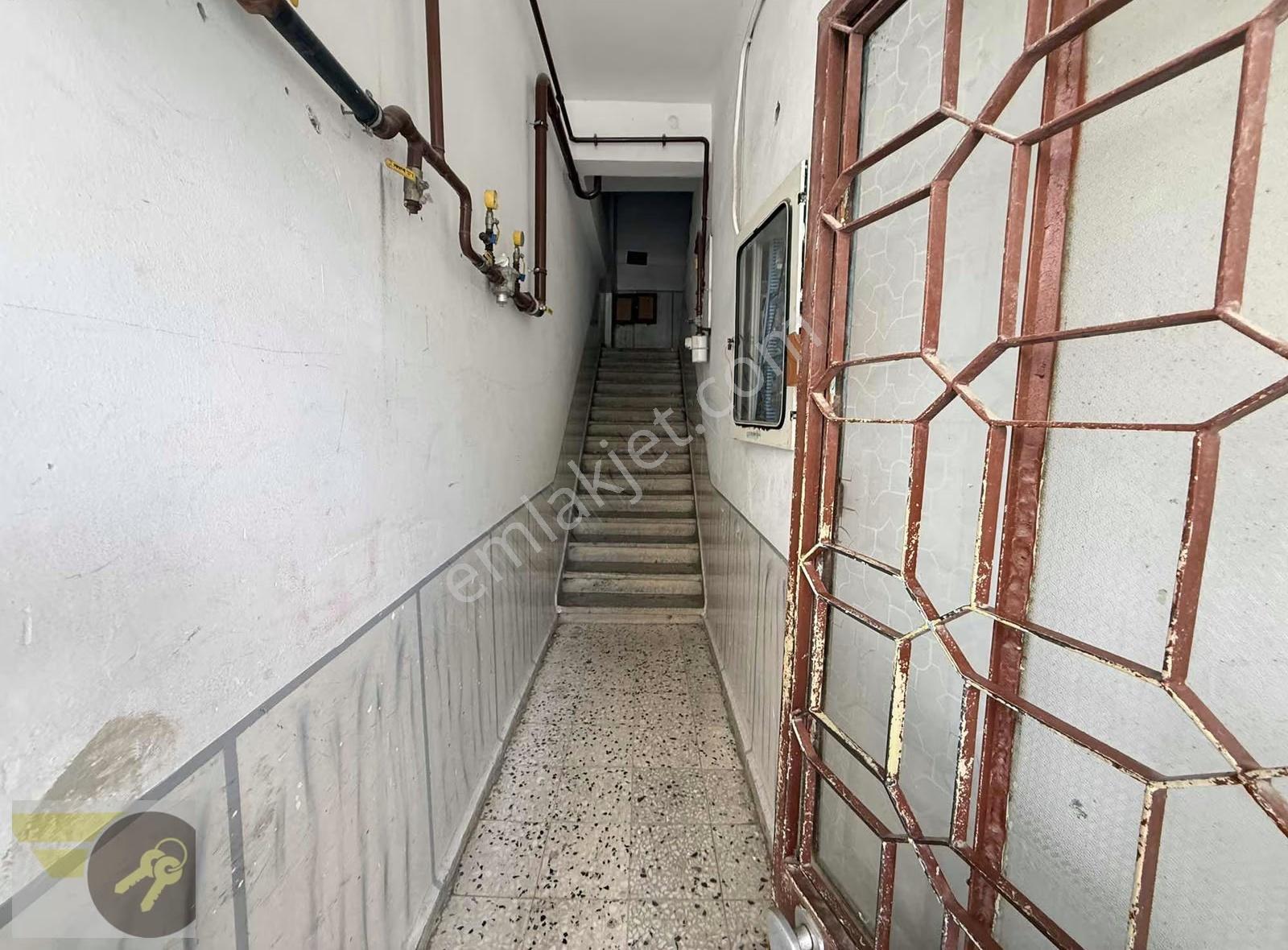 *of Gayrimenkul* İrfanlı Mah. Merkez 1.kat 3+1 140m2 Satılık D. - Görsel 32