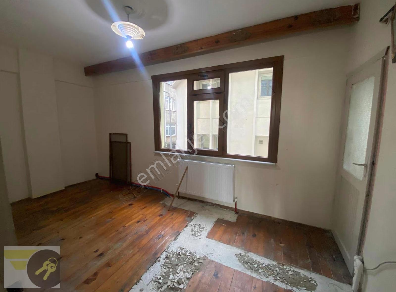 *of Gayrimenkul* Sahil Yolu Üzeri 1.kat 3+1 130m2 Satılık Daire - Görsel 16
