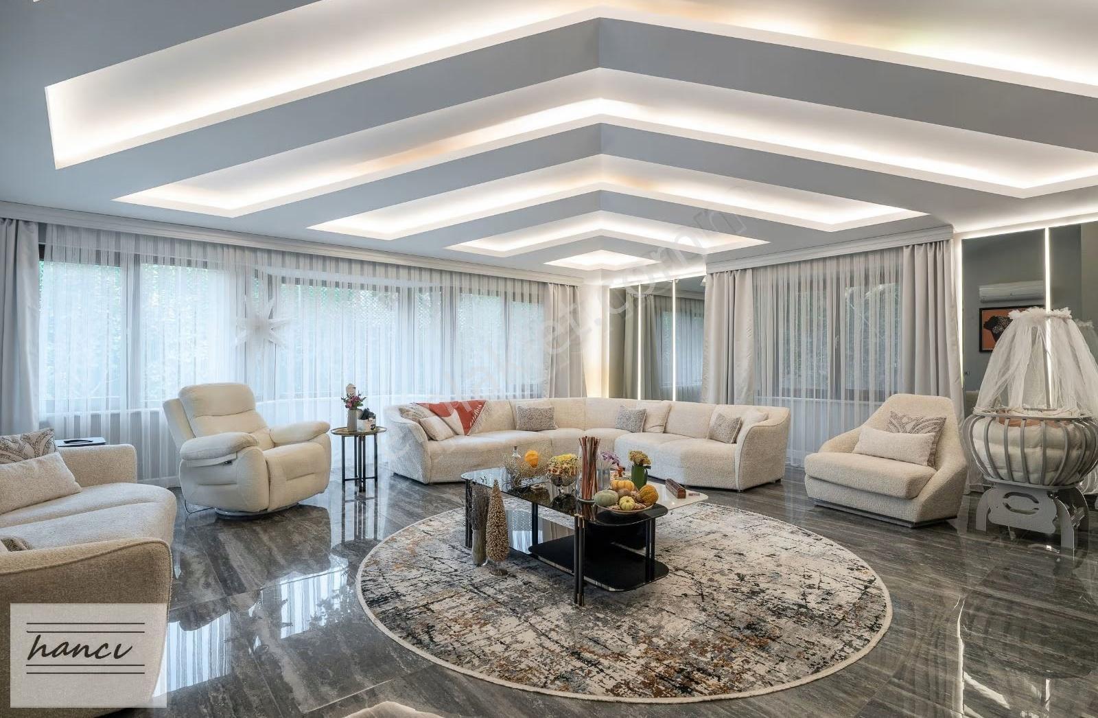 Hancı Gayrimenkul'den Özlüce 'de Güzel Konumda Kiralık Villa