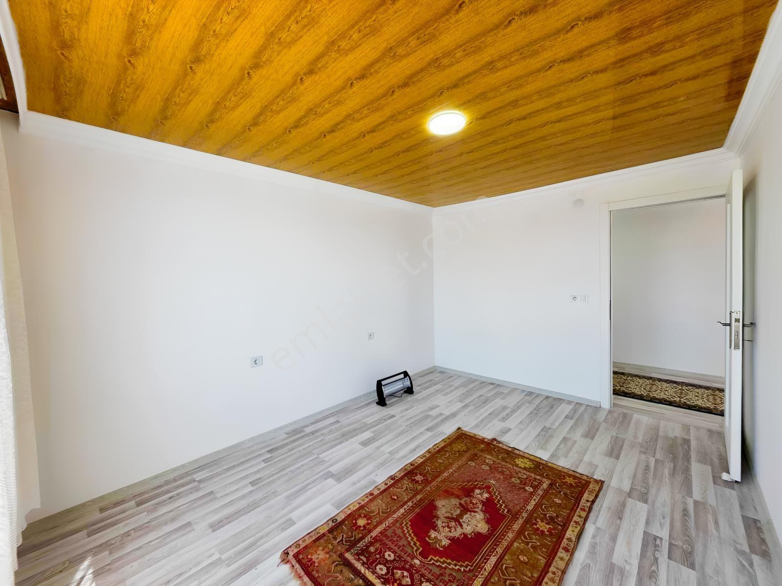Alanyada Merkeze 15 Dakika Mesafede 900 M² Arsada Müstakil Ev - Görsel 33