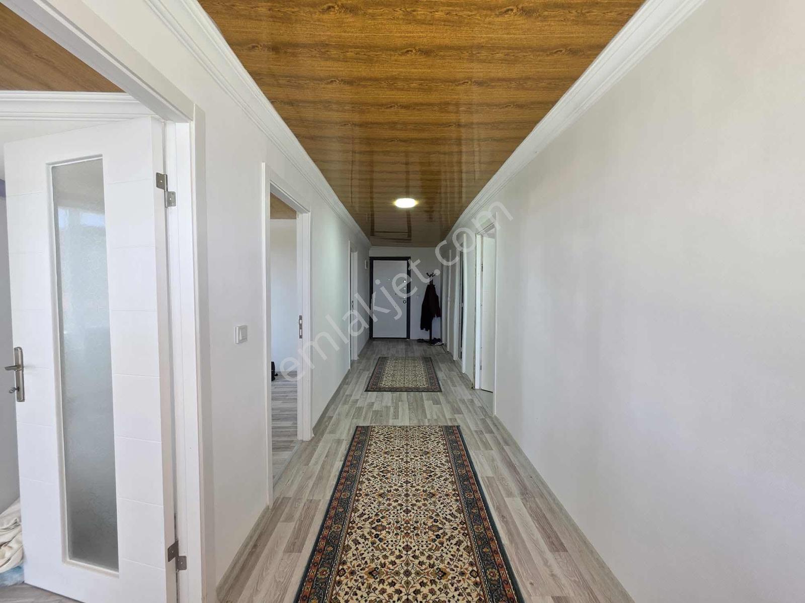 Alanyada Merkeze 15 Dakika Mesafede 900 M² Arsada Müstakil Ev - Görsel 13