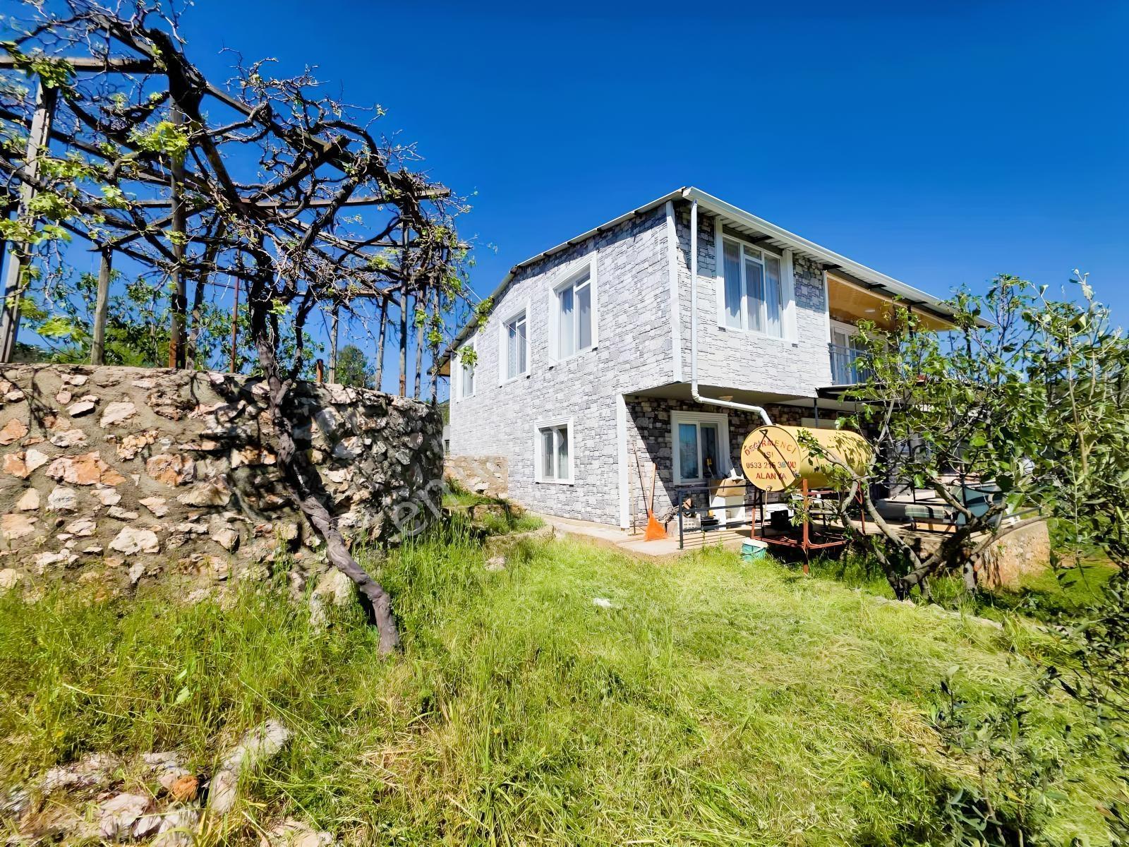 Alanyada Merkeze 15 Dakika Mesafede 900 M² Arsada Müstakil Ev - Görsel 19