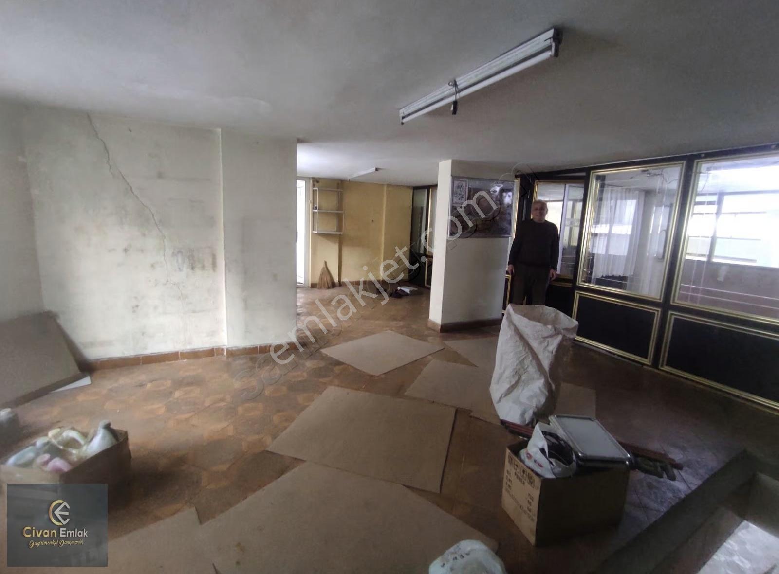 Civandan Canikte Konum Avantajlı Anayola Cephe 170 M² İşyeri - Görsel 11