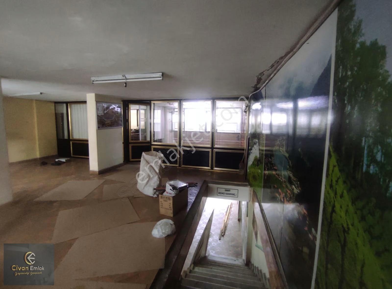 Civandan Canikte Konum Avantajlı Anayola Cephe 170 M² İşyeri - Görsel 12