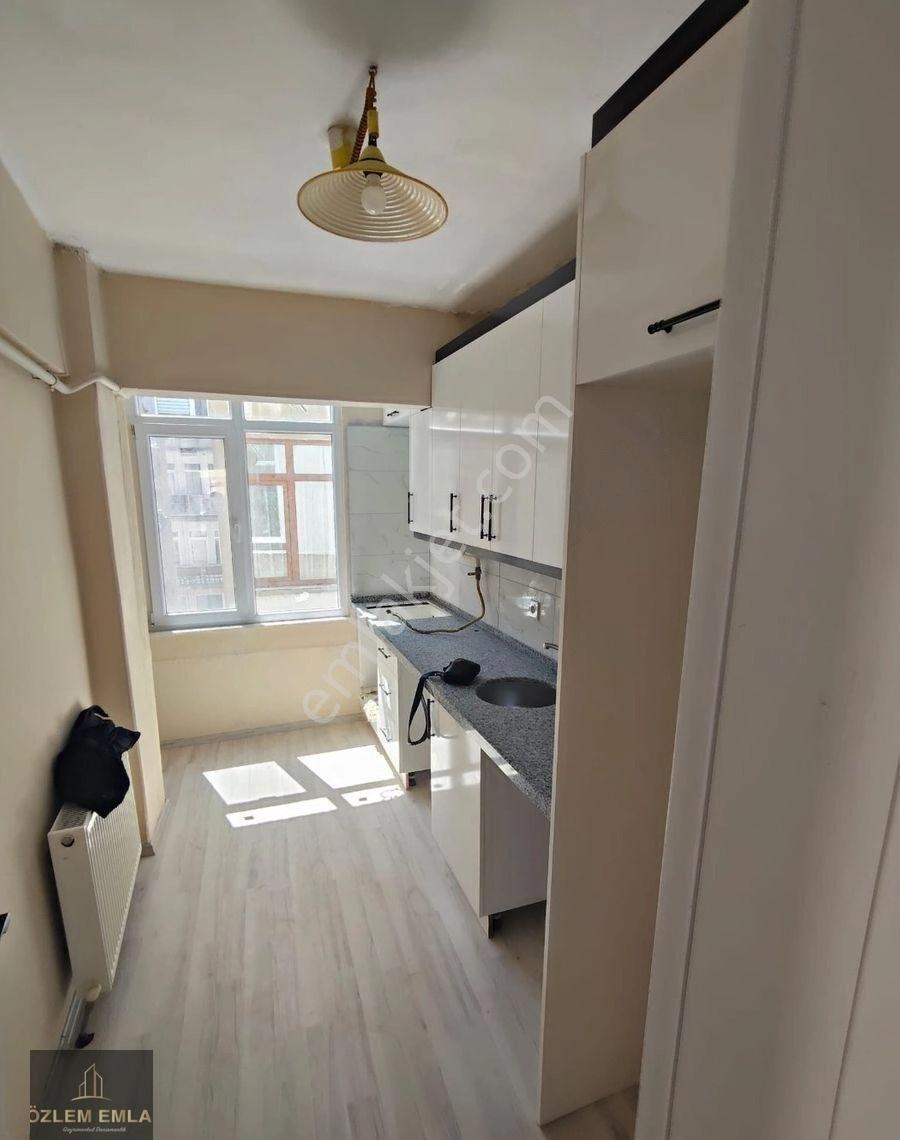Özlem Den Günaydın Mahallesinde Full Tadilatlı 2+1 Kiralık Arakat Daire - Görsel 8