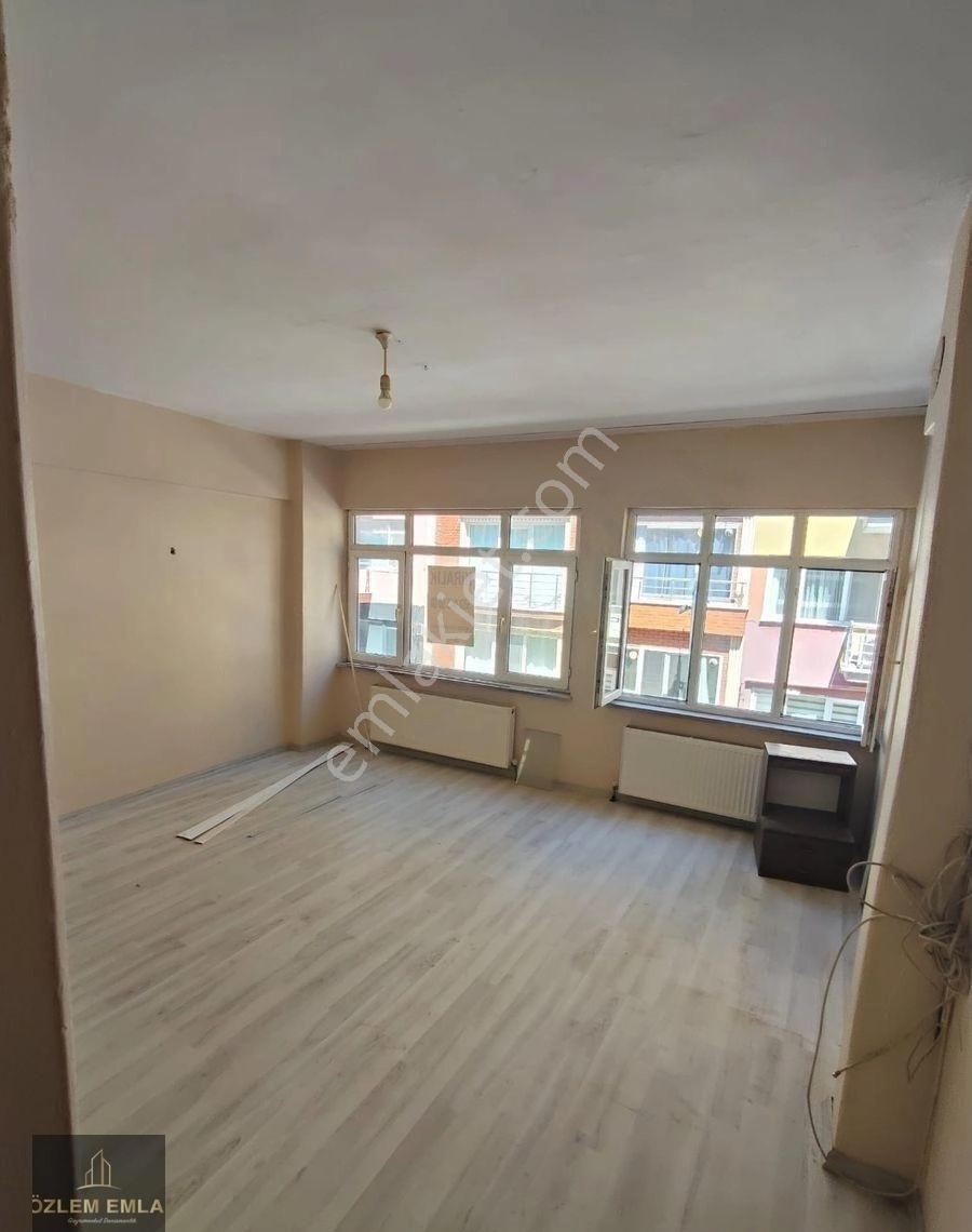 Özlem Den Günaydın Mahallesinde Full Tadilatlı 2+1 Kiralık Arakat Daire - Görsel 13
