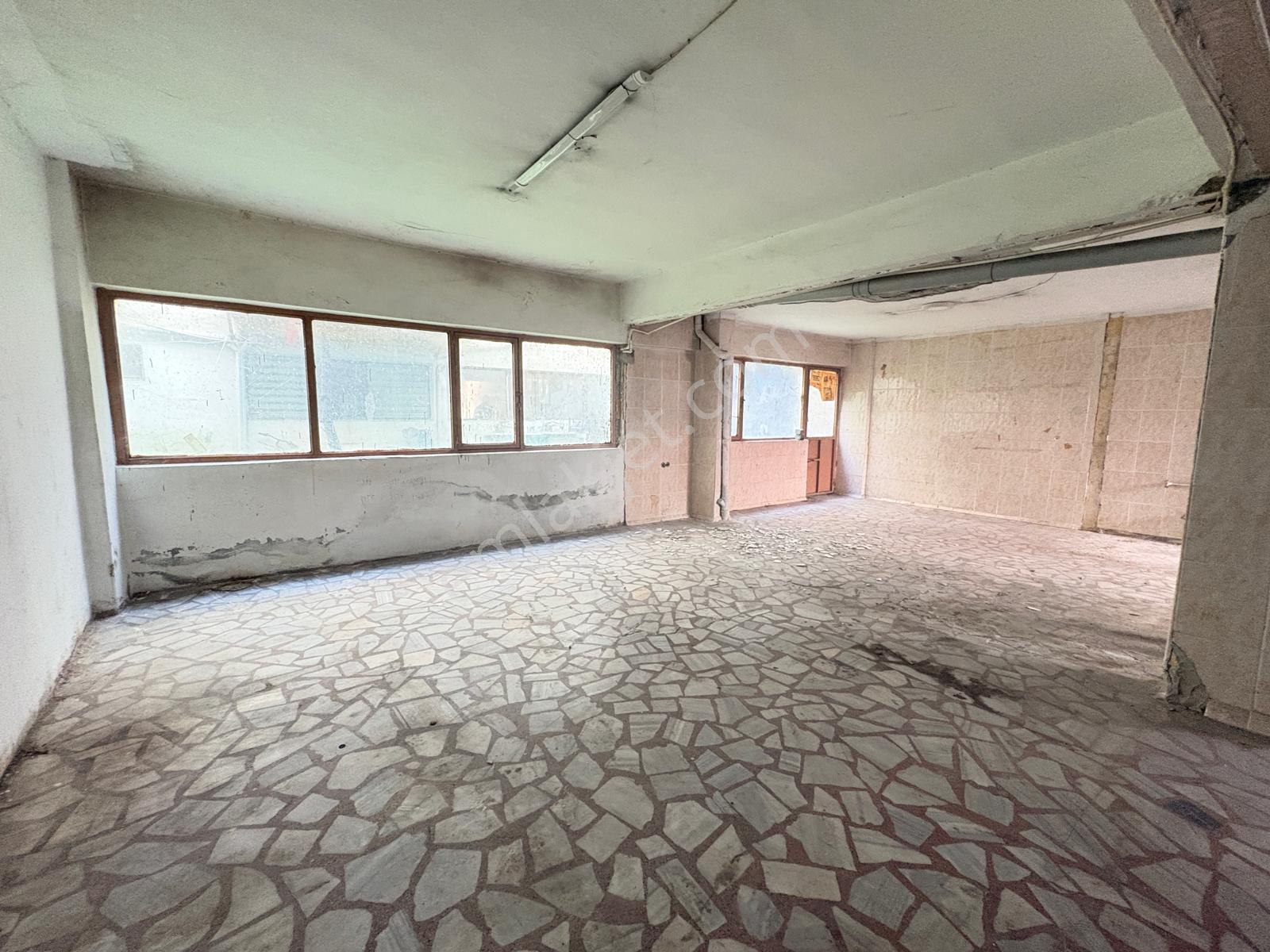 Mollateam Bayrampaşa Kartaltepe Mahallesi' Nde Satılık 300 M² Dükkan - Görsel 7