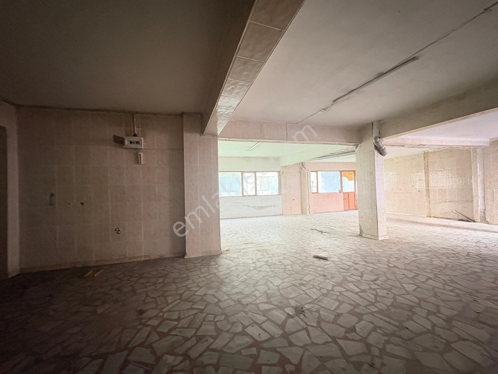 Mollateam Bayrampaşa Kartaltepe Mahallesi' Nde Satılık 300 M² Dükkan - Görsel 14