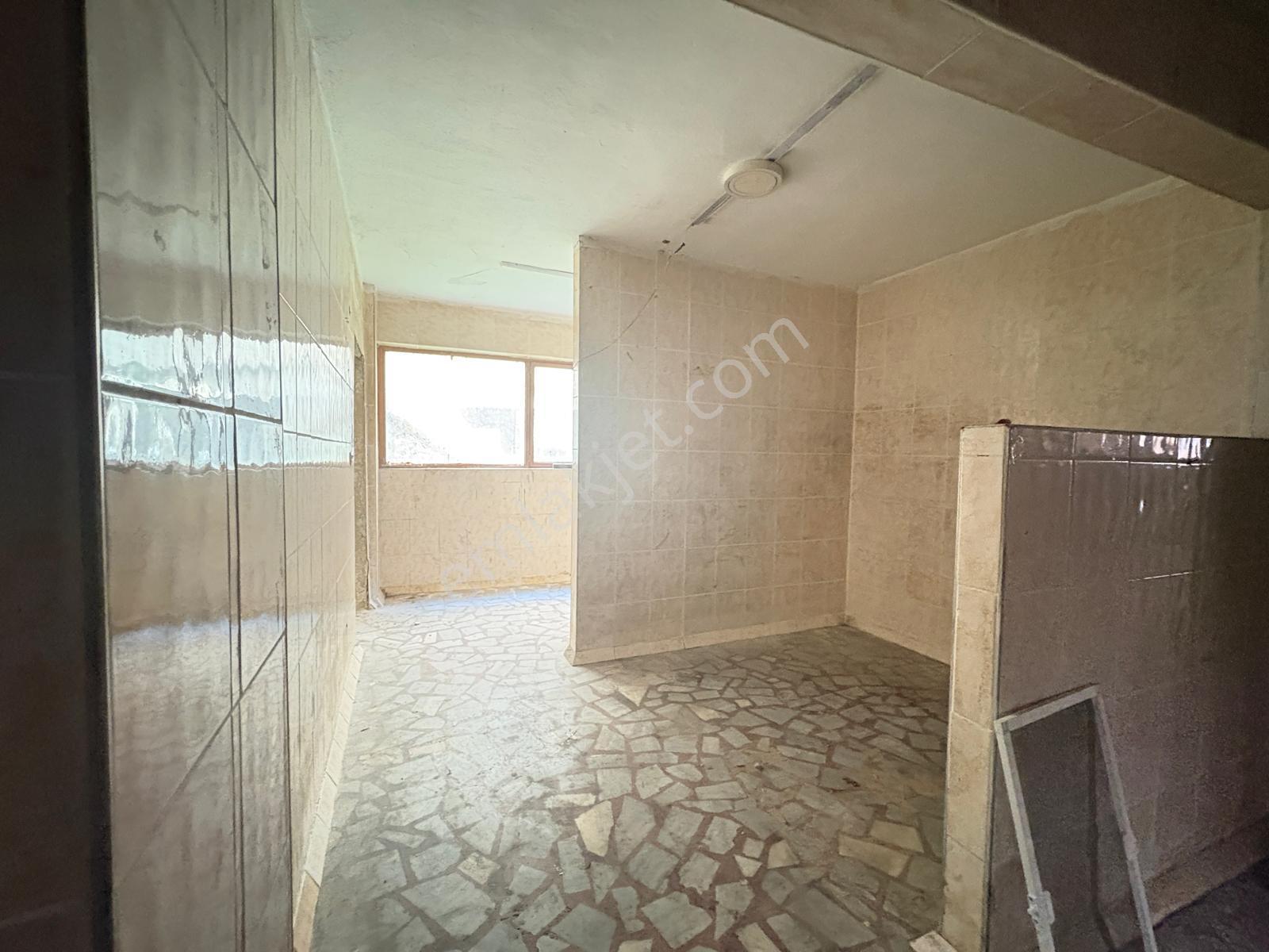 Mollateam Bayrampaşa Kartaltepe Mahallesi' Nde Satılık 300 M² Dükkan - Görsel 13