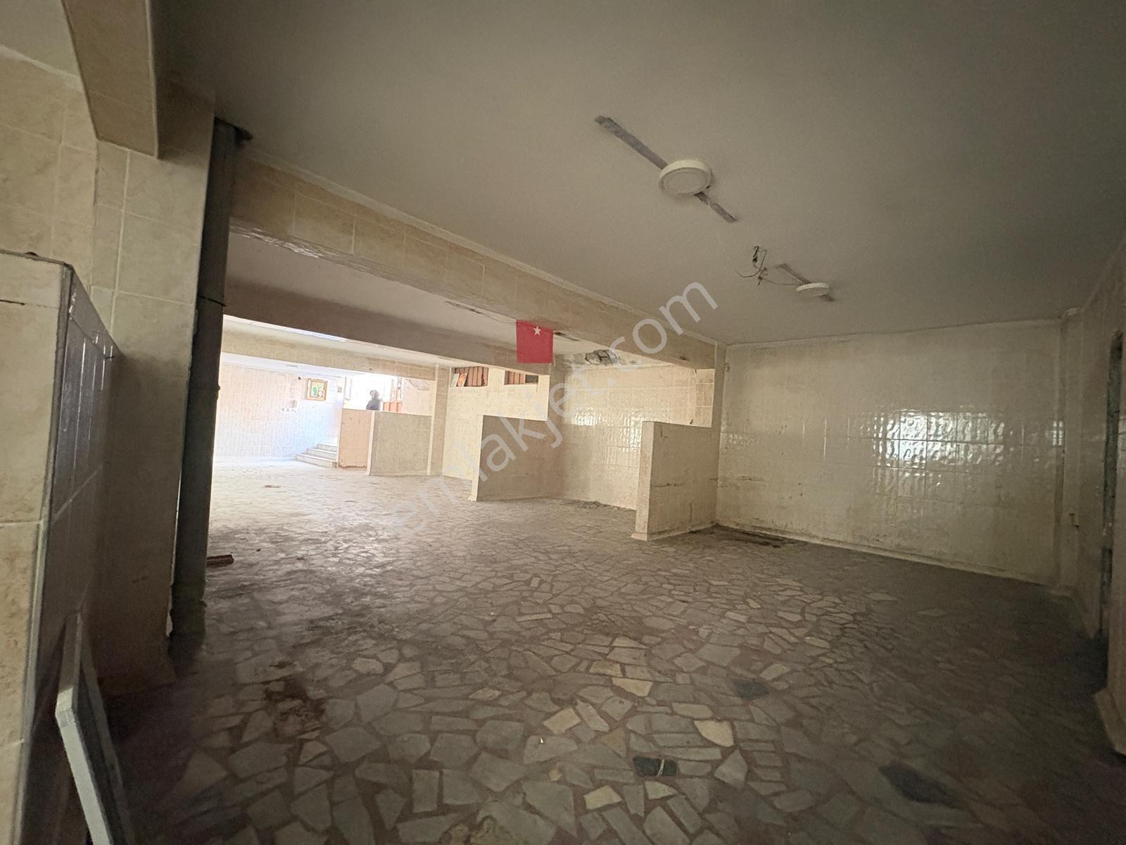 Mollateam Bayrampaşa Kartaltepe Mahallesi' Nde Satılık 300 M² Dükkan - Görsel 11