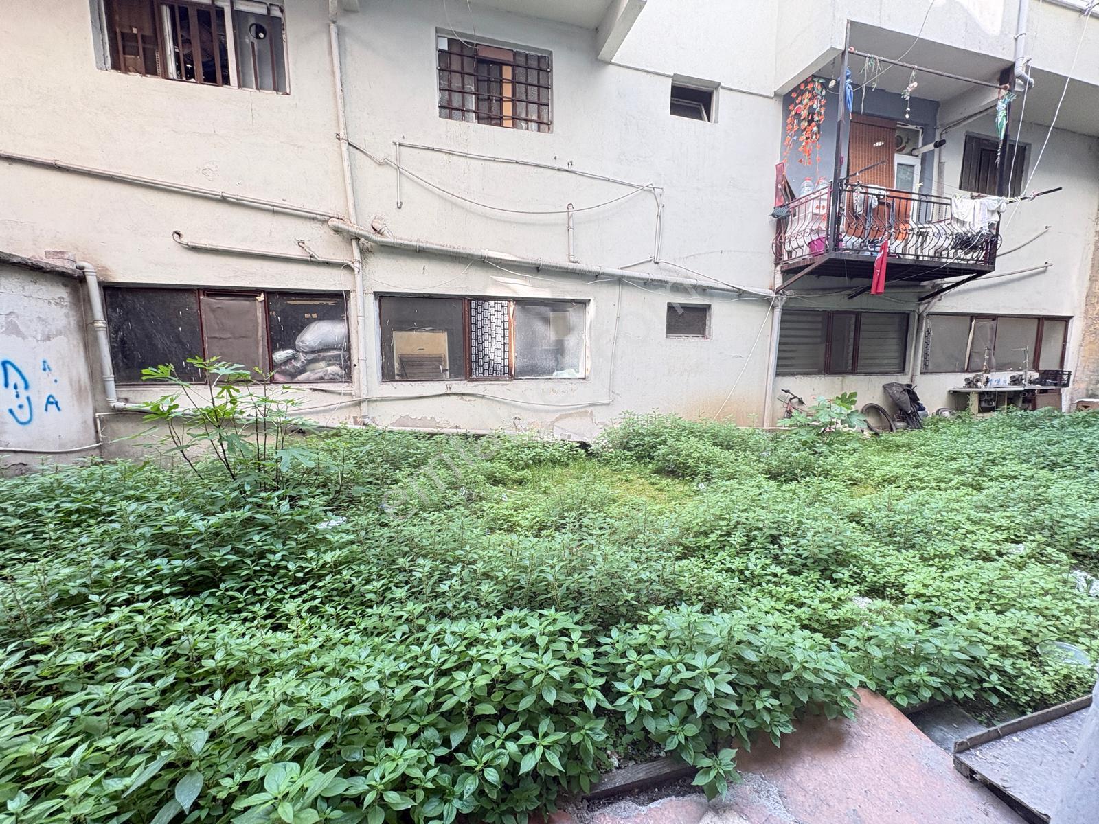 Mollateam Bayrampaşa Kartaltepe Mahallesi' Nde Satılık 300 M² Dükkan - Görsel 25