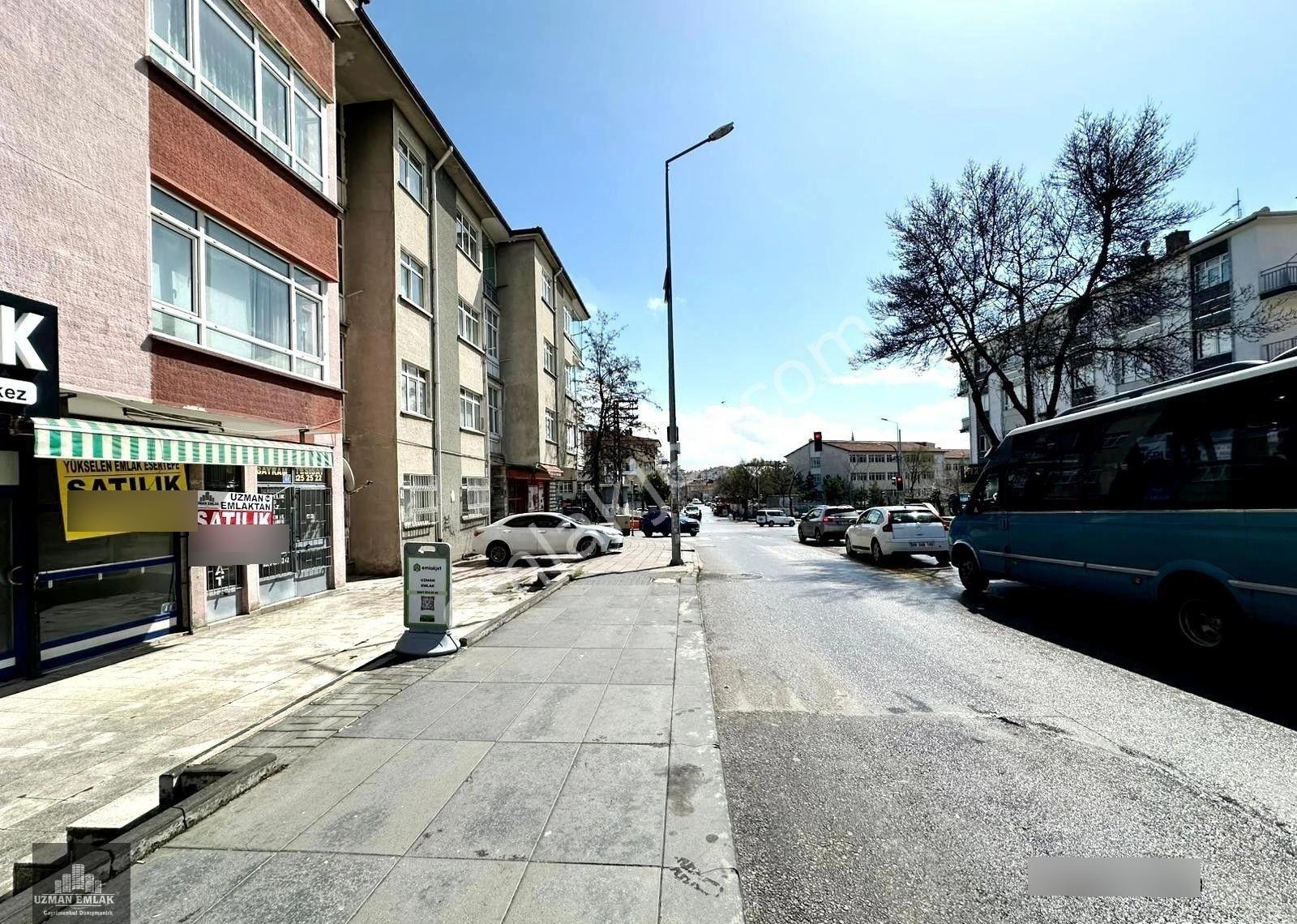 Refik Saydam Cadde Üzeri Araç Ve Yaya Trafiği Yoğun Tabela Değeri Yüksek Wc+mutfak'lı 30 M2 Dükkan - Görsel 9