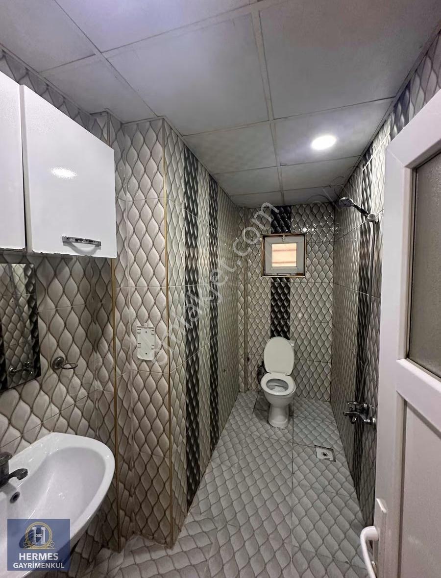 Kaleiçinde Giriş Kat Aile Apartmanında Kiralık Eşyalı 2+1 Daire. - Görsel 27