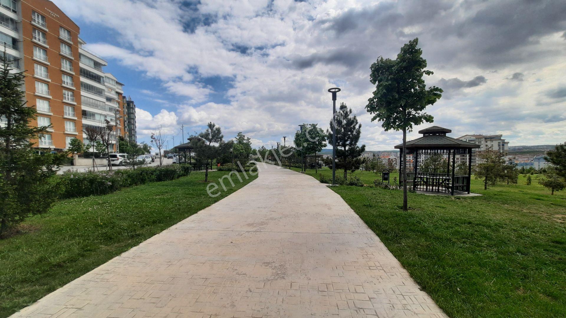 Akif'ten Elvan'da Park/otoban Manzaralı Önü Açık 3+1 Daire - Görsel 34