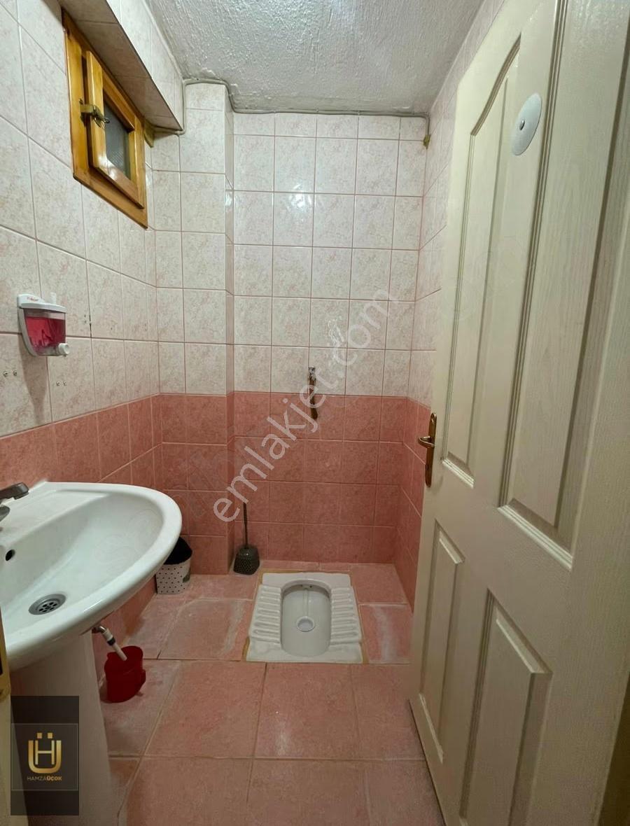 Afyon Üçok Emlaktan Kanlıca Mah Satılık 3+1 Temiz Bakımlı Daire - Görsel 6