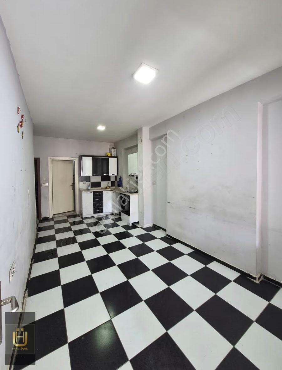Afyon Üçok Emlaktan Dumlupınar Mah 1+0 45m² Kiralık Ofis - Görsel 2