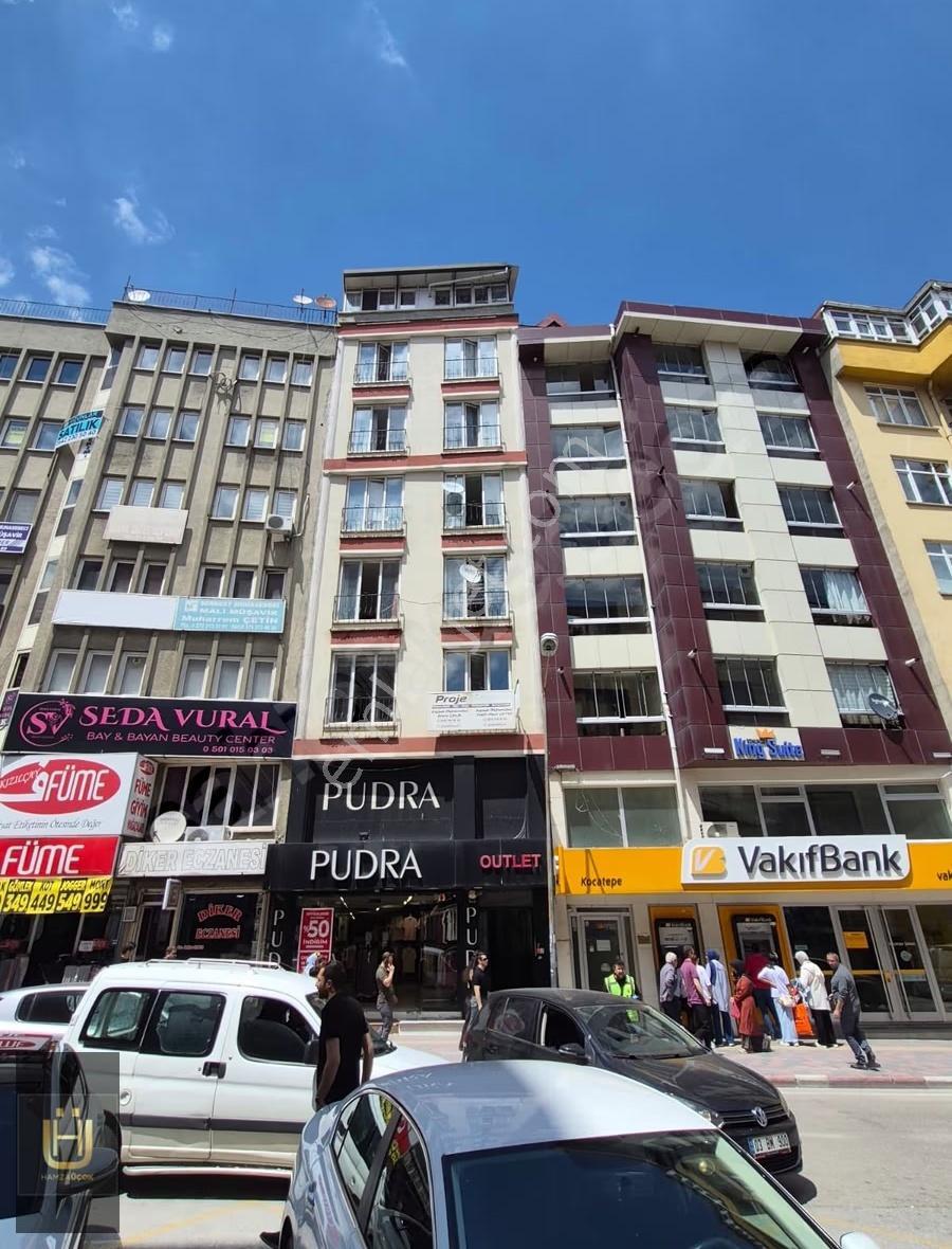 Afyon Üçok Emlaktan Dumlupınar Mah 1+0 45m² Kiralık Ofis