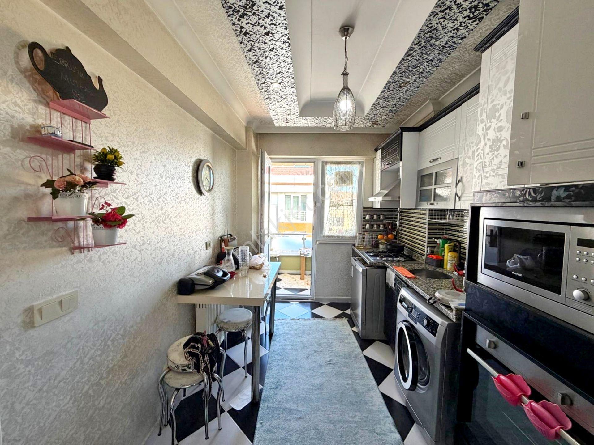 Alban'dan Metrobüs 9dk Satılık 3+1 140m² Yeni Nesil Dizayn Daire - Görsel 5