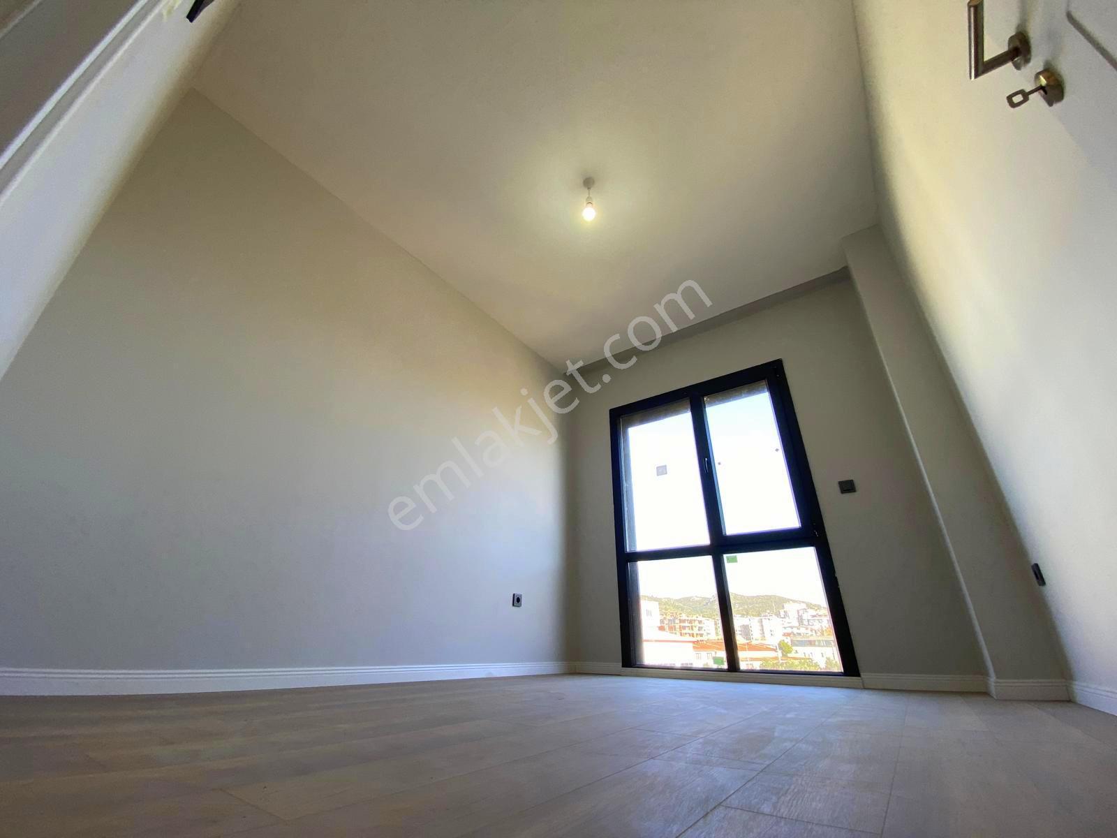 ▀▄mera Emlaktan Körfez Hast. Yakını 3+1 150m2 Arakat Lüx Daire - Görsel 21