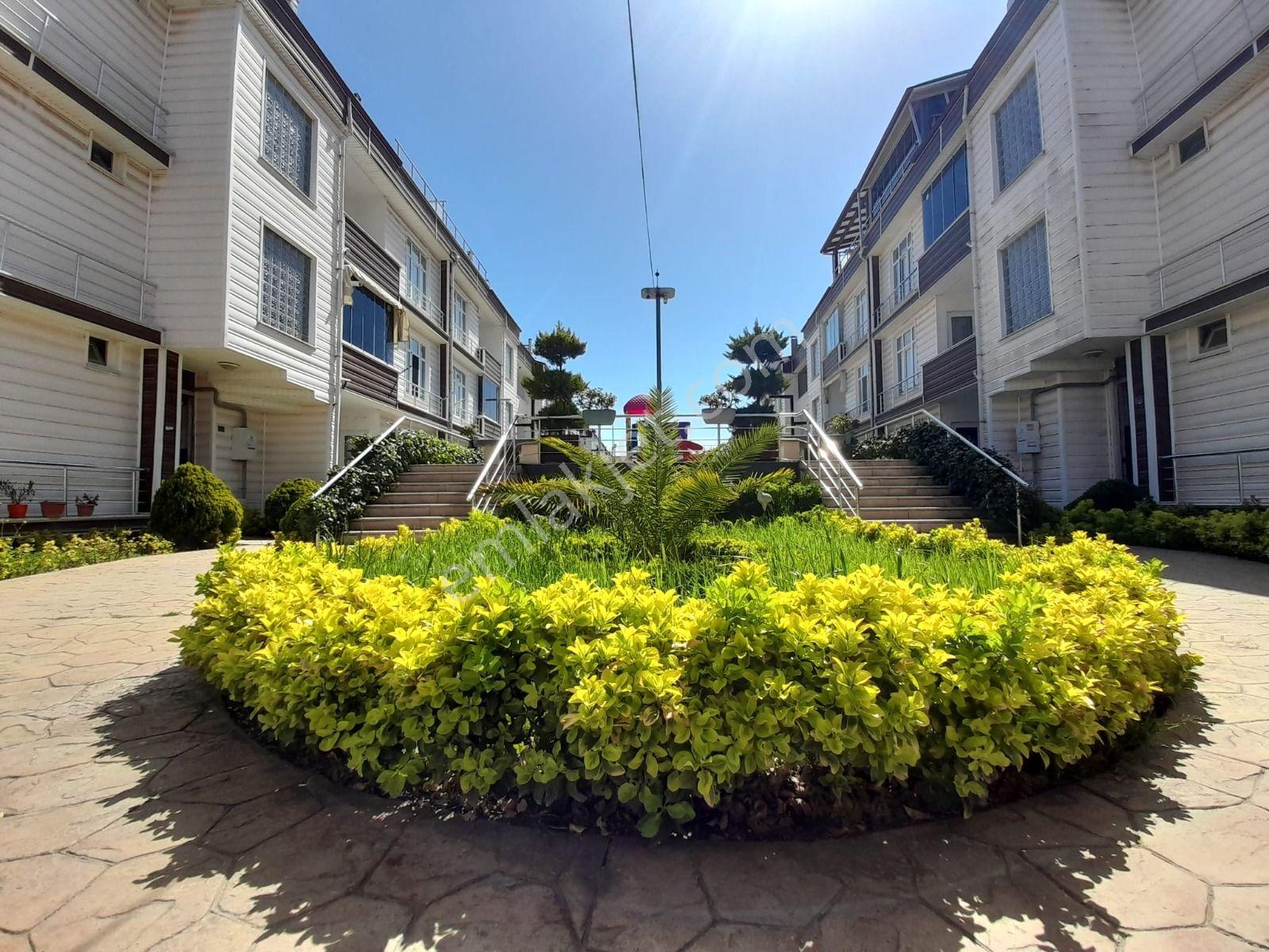 Havuzlu Site İçerisinde Yüksek Giriş Eşyalı 1+1 Satılık Daire - Görsel 7