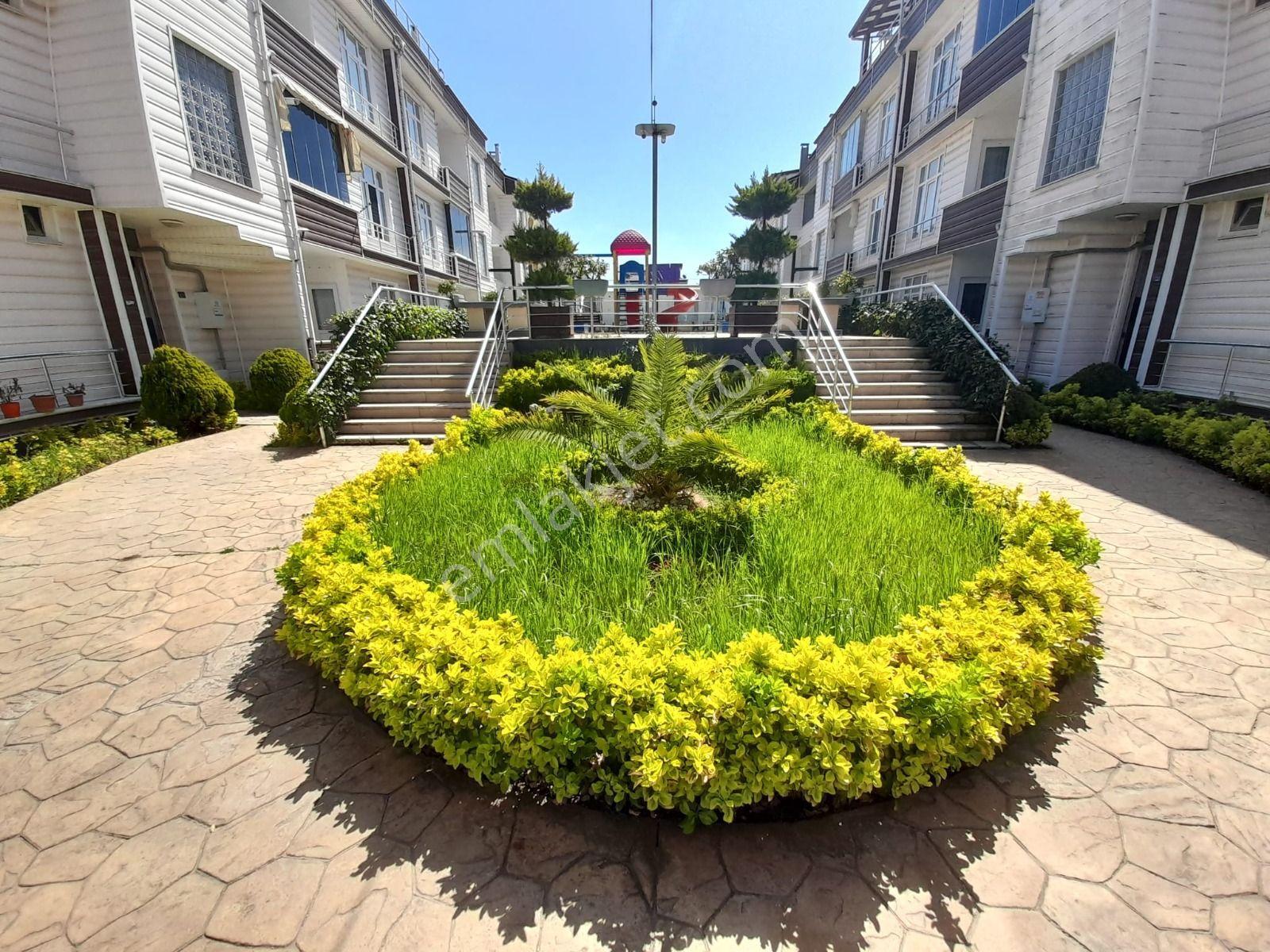 Havuzlu Site İçerisinde Yüksek Giriş Eşyalı 1+1 Satılık Daire - Görsel 8