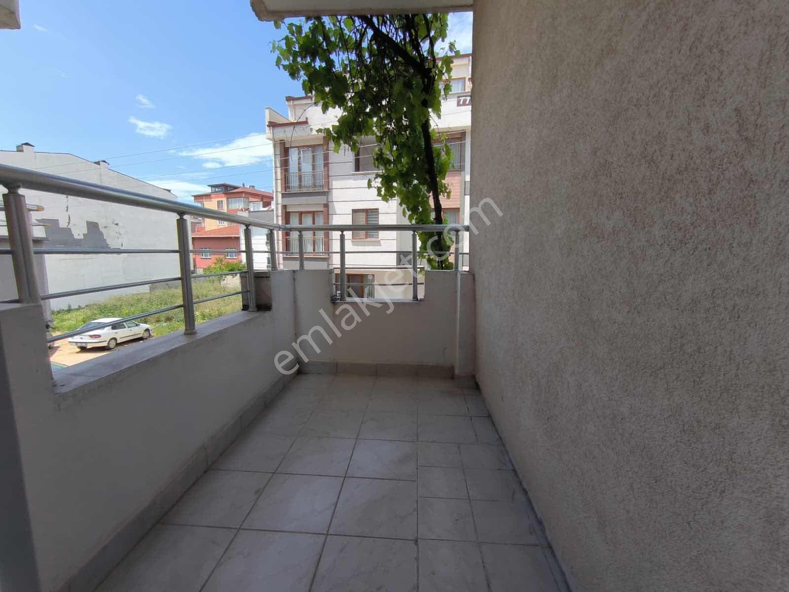Marmaraya Yürüme Mesafesinde Kiralık Geniş 2+1 Ara Kat Balkonlu - Görsel 14