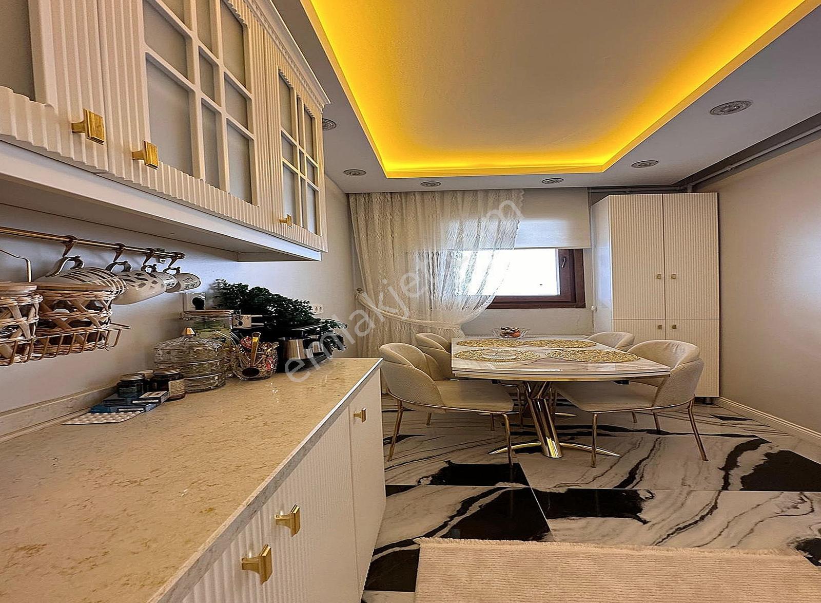 Beylikdüzü Site İçinde Deniz Manzaralı Müstakil Villa - Görsel 29
