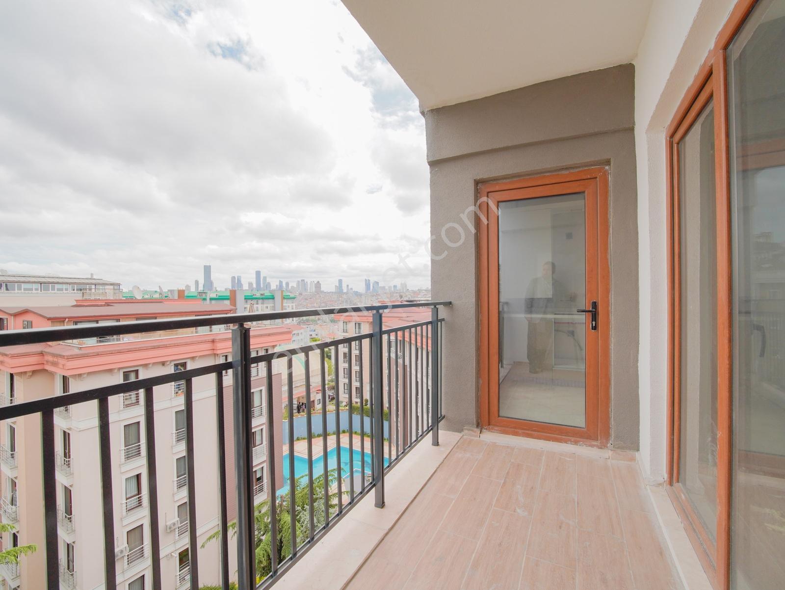 Kağıthane Merkez Kiralık 2+1 Toki Hizmet Sitesinde C Blok - Görsel 12