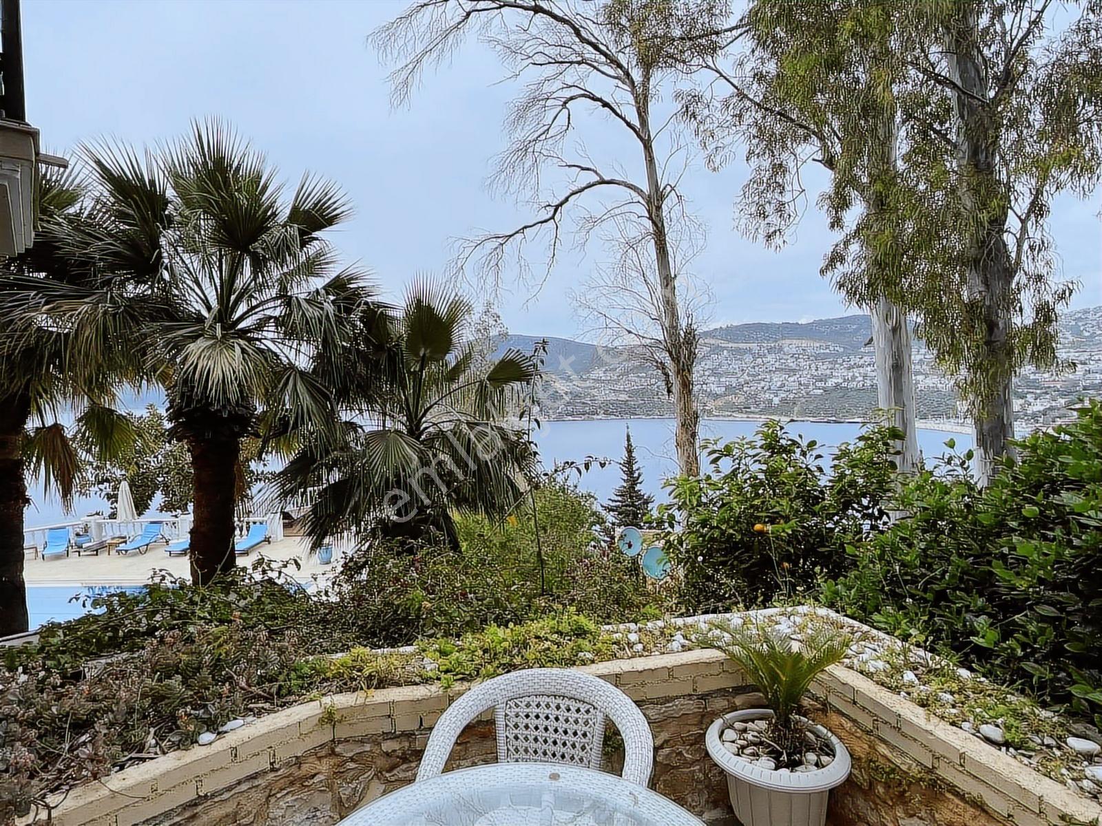 Kalkan Kışla'da Deniz Manzaralı Ortak Havuzlu Daire - Görsel 14