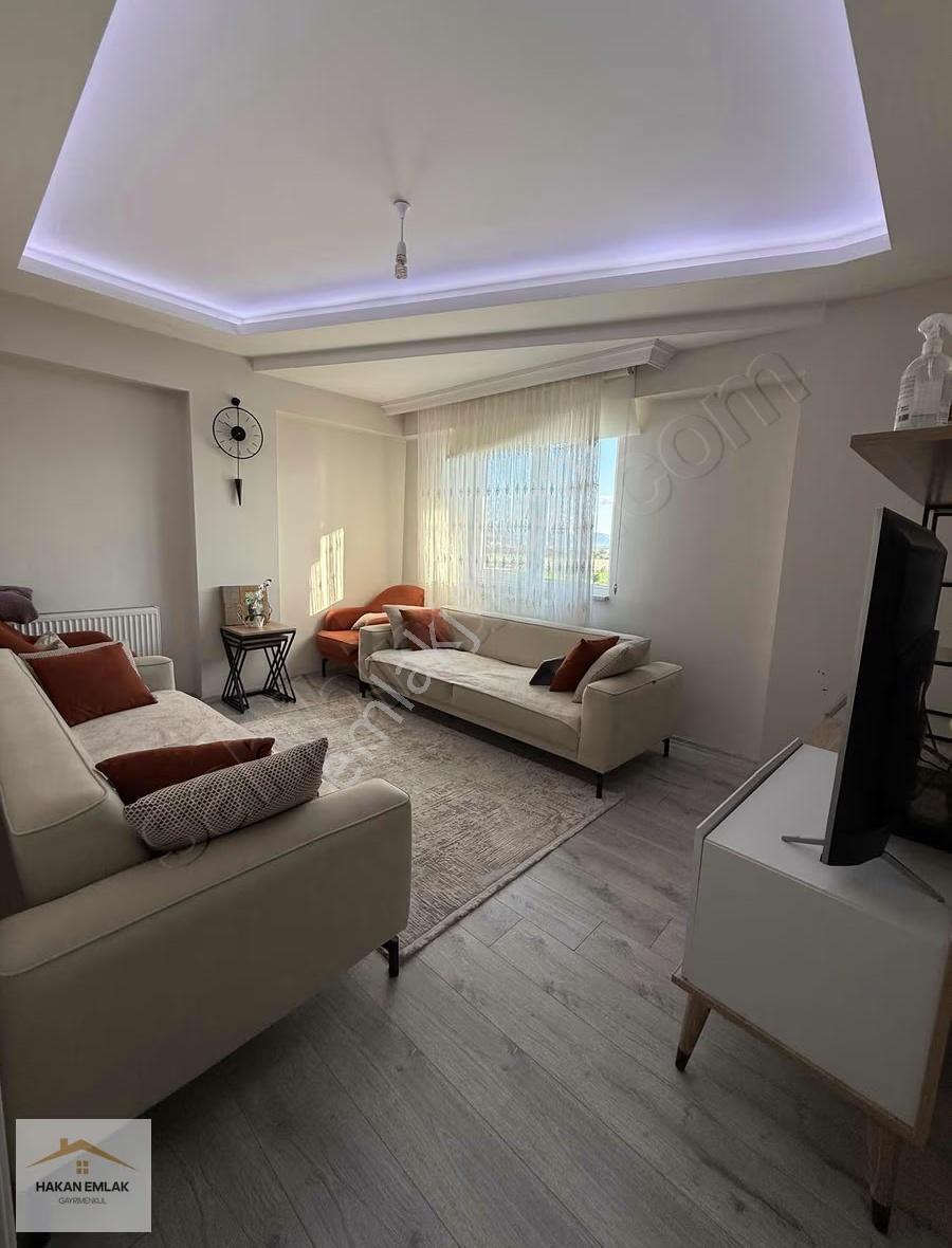 İstiklal Okulu Karşısında Cadde Üzeri Şömineli Lüx 3+1 Daire! - Görsel 10