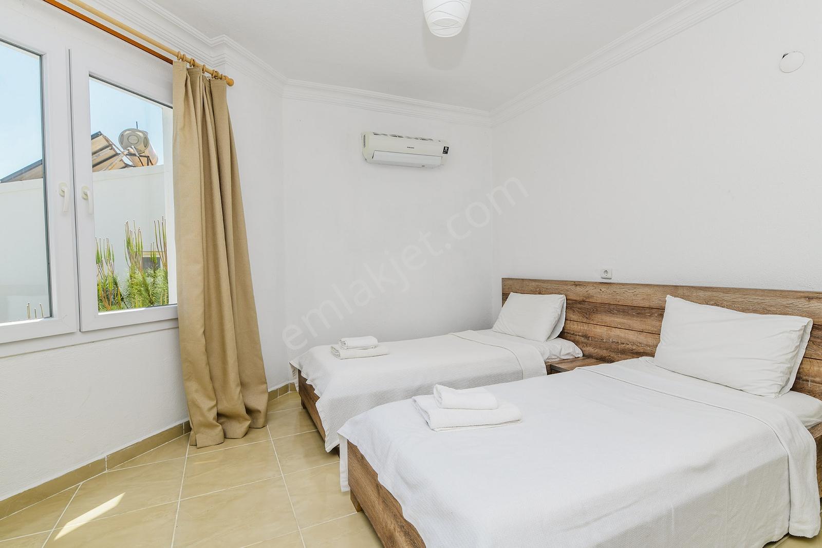 Kalkan'da Özel Havuzlu İmarlı (3+1) Belgeli Tripleks Villa - Görsel 20
