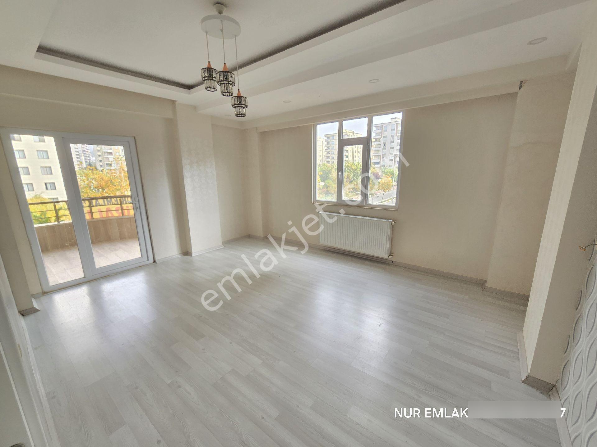 Atakent Emniyet Müdürlüğü'ne Yakın 3+1 Kiralık Daire *nur Emlak* - Görsel 2