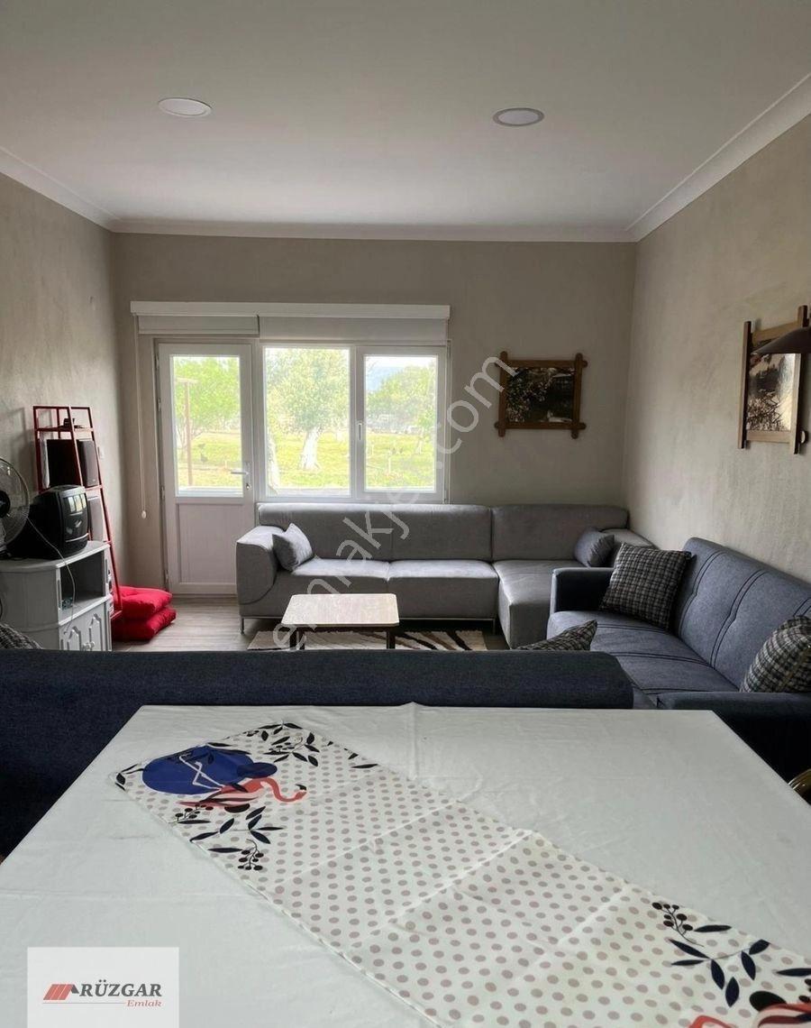 Burhaniye Örende 3 Dönüm İçinde Aylık Veya Sezonluk Kiralık Eşyalı 2+1 Denize 800 Mt. - Görsel 25