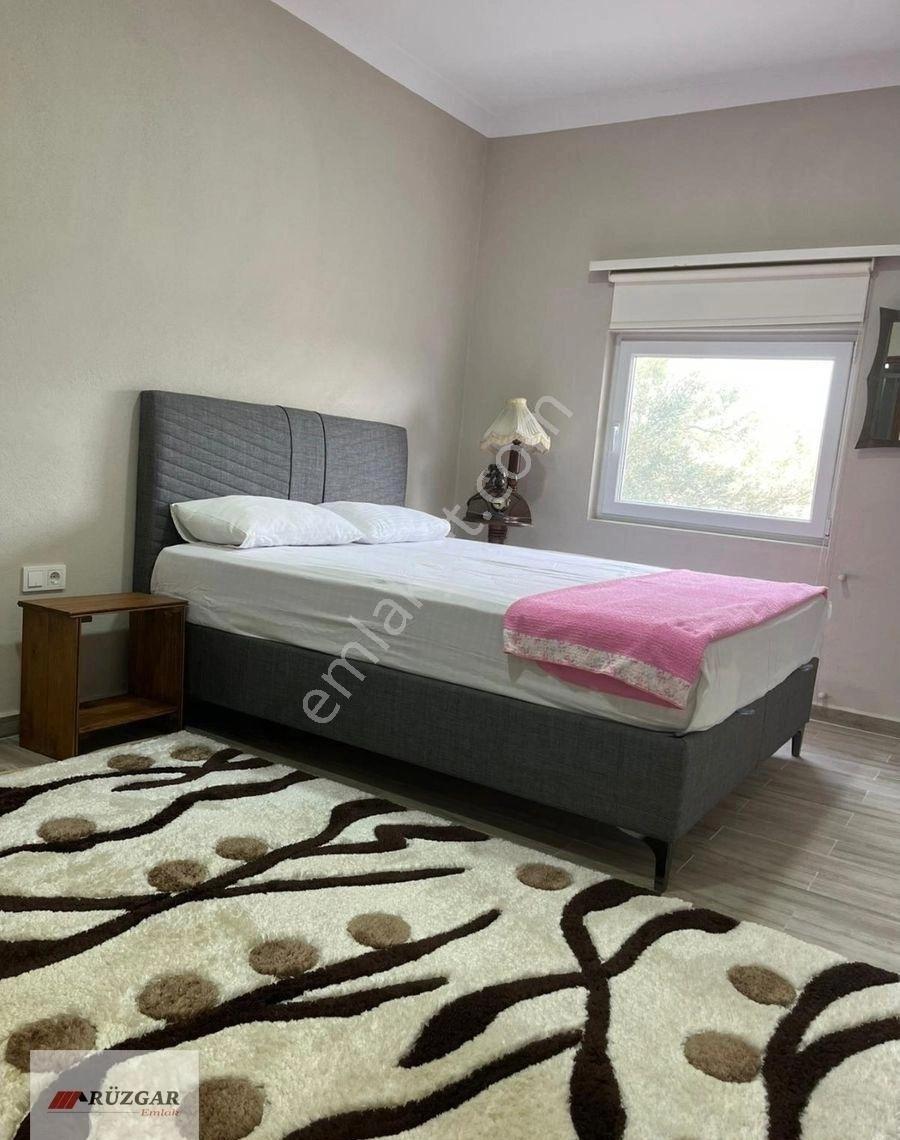 Burhaniye Örende 3 Dönüm İçinde Aylık Veya Sezonluk Kiralık Eşyalı 2+1 Denize 800 Mt. - Görsel 11