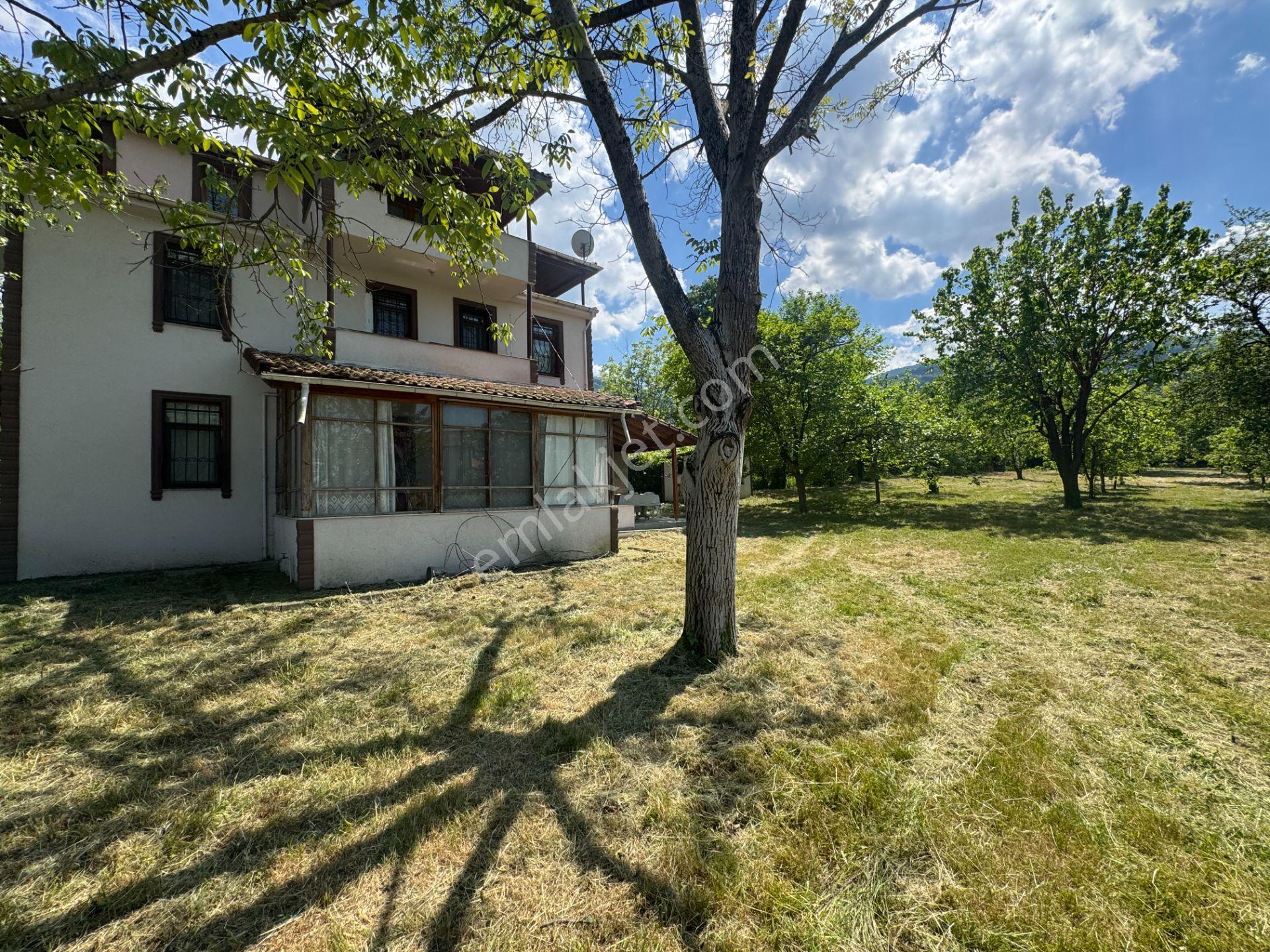 Sapanca’da Satılık 2620 M2 Konut Ve Ticari İmarlı Arsa - Görsel 34