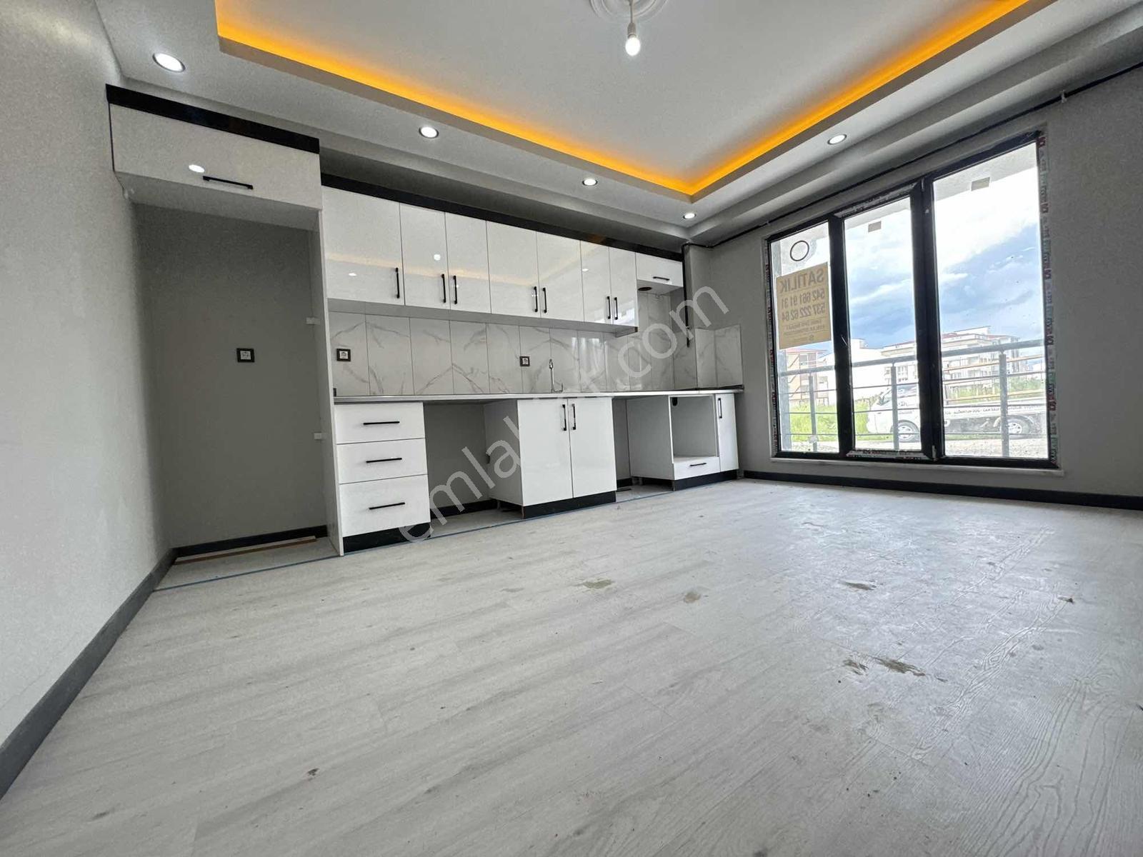 Kapaklı Vatan Cadde Mevki 1+1 Ön Cephe Sıfır Daire - Görsel 6