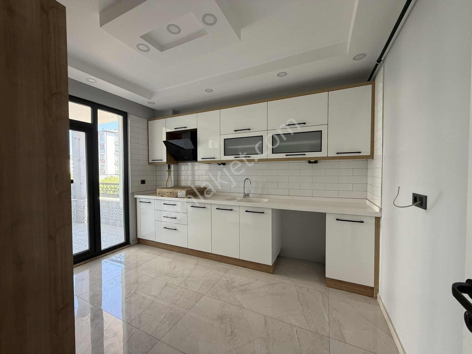 Onmax İskele Yolu Üzeri Satılık Sıfır 3+1 140 M2 Lüx Daire - Görsel 12