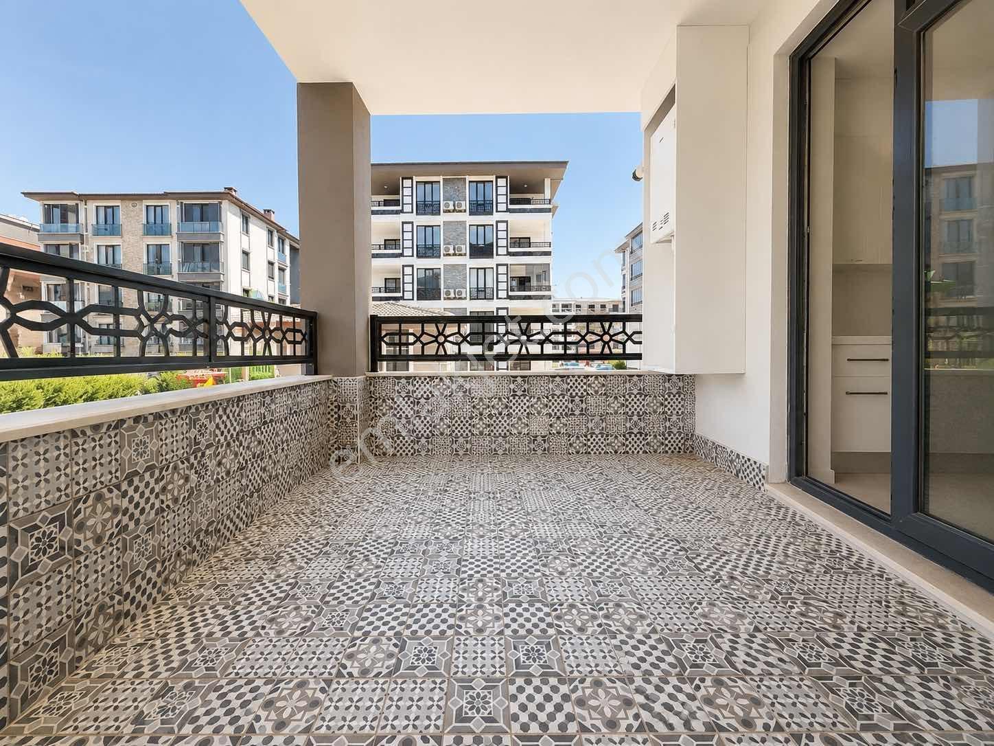 Onmax İskele Yolu Üzeri Satılık Sıfır 3+1 140 M2 Lüx Daire - Görsel 24