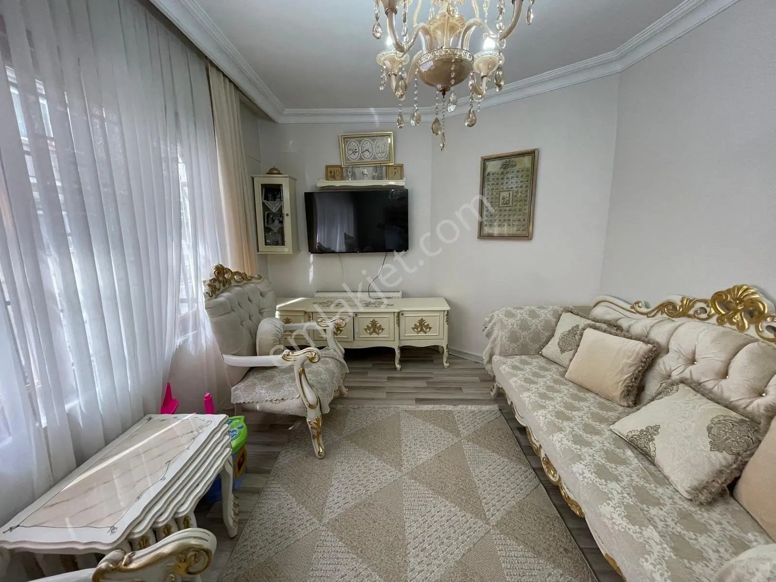 Es Gayrimenkul Cerrahpaşa Has. Arkası Satılık Satılık Daire - Görsel 2
