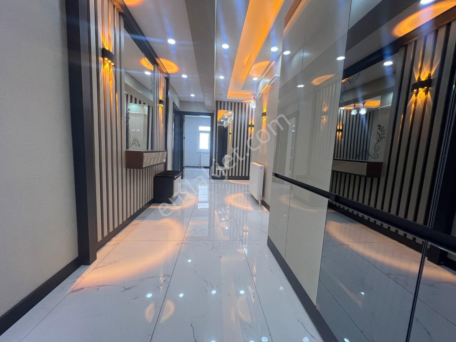 Sincan Plevne Mah'de 3+1 Ara Katta Geniş M2 Ultra Lüx Yapılı - Görsel 11
