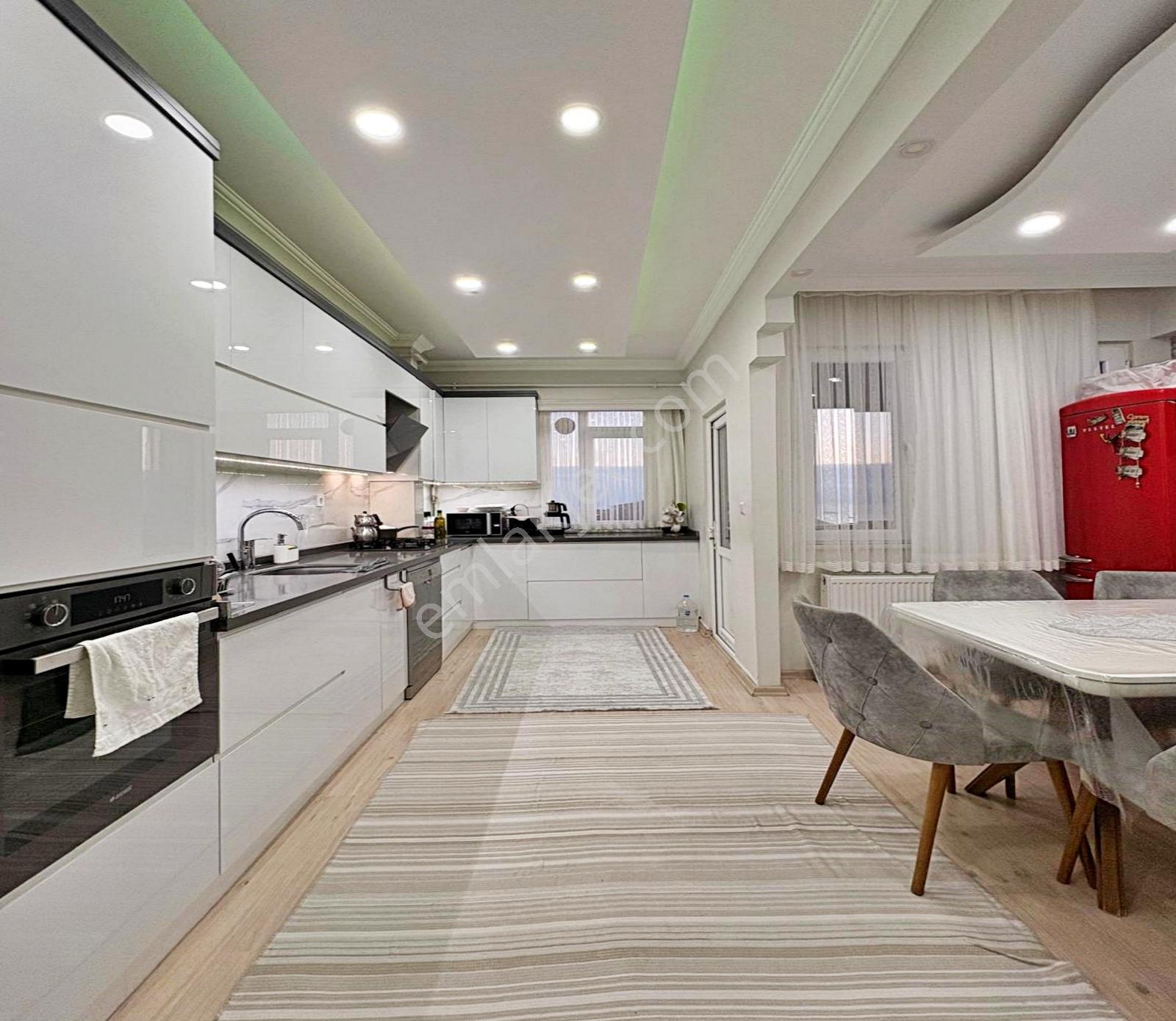 Villa Tarzında West Marinanın Üstünde 6+2 Satılık Dubleks - Görsel 4