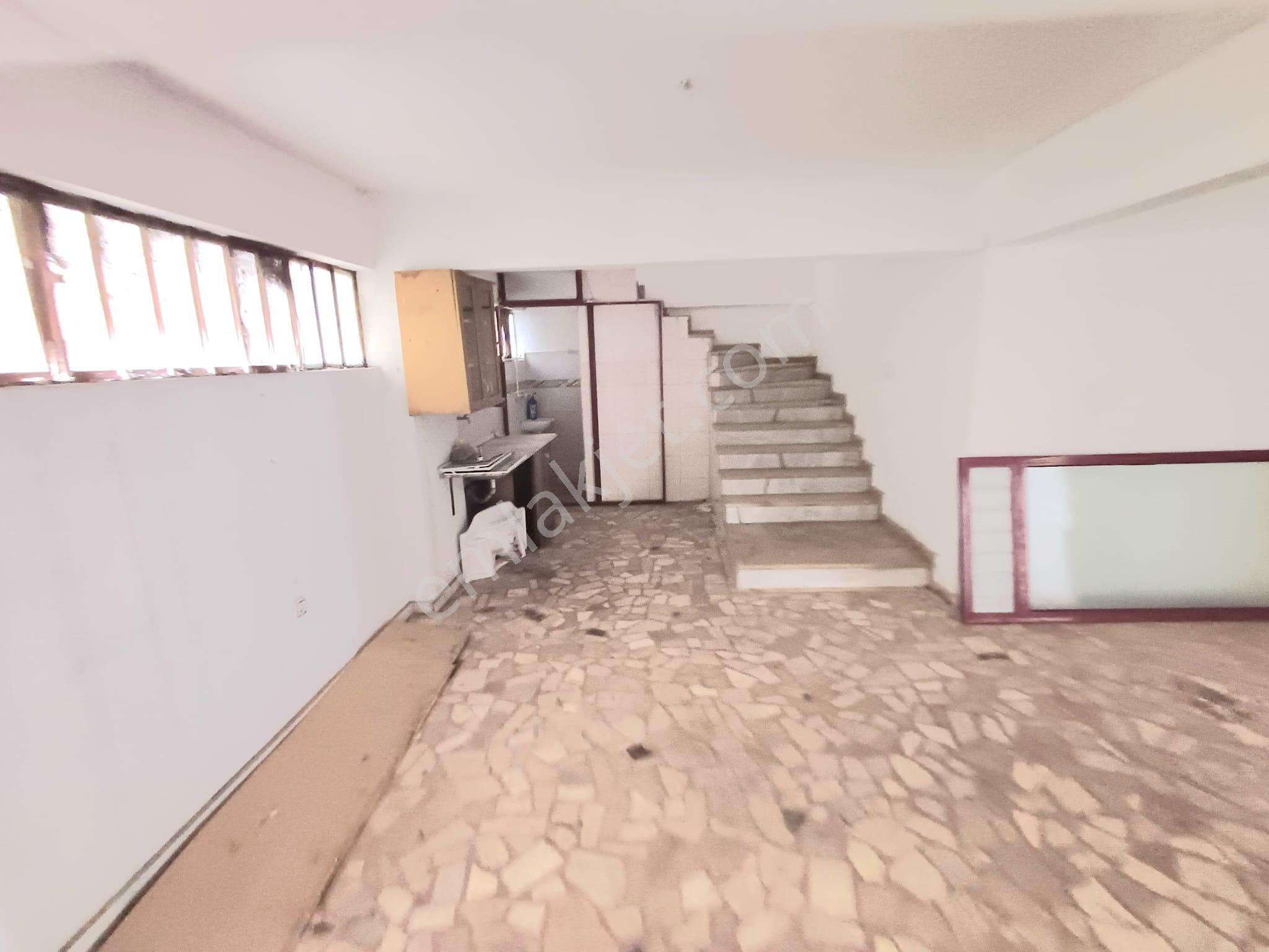 Maltepe Fındıklı 300m² Ofis Katlı Depo - Görsel 13